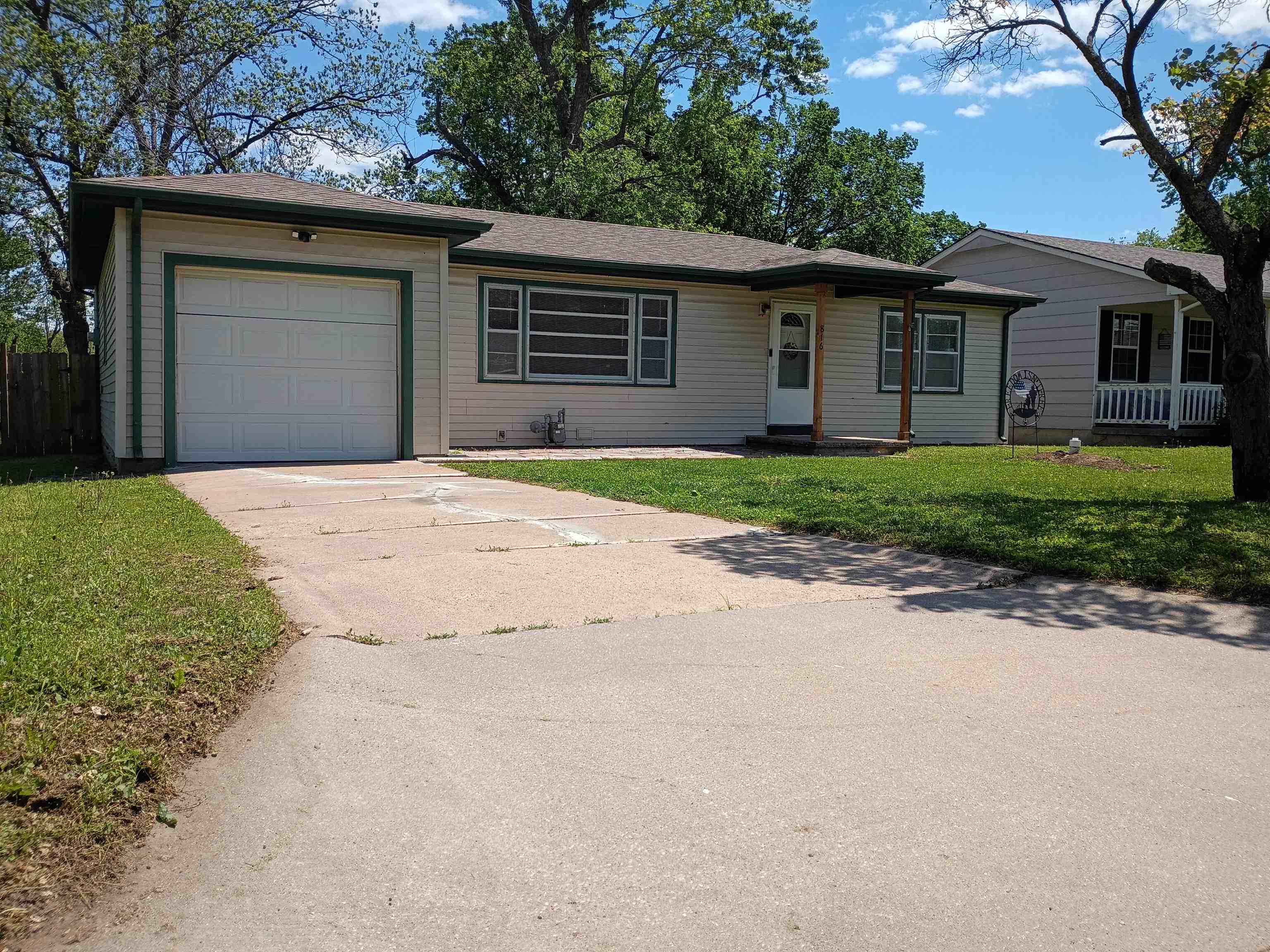 816 S Emporia St, El Dorado, Kansas image 2