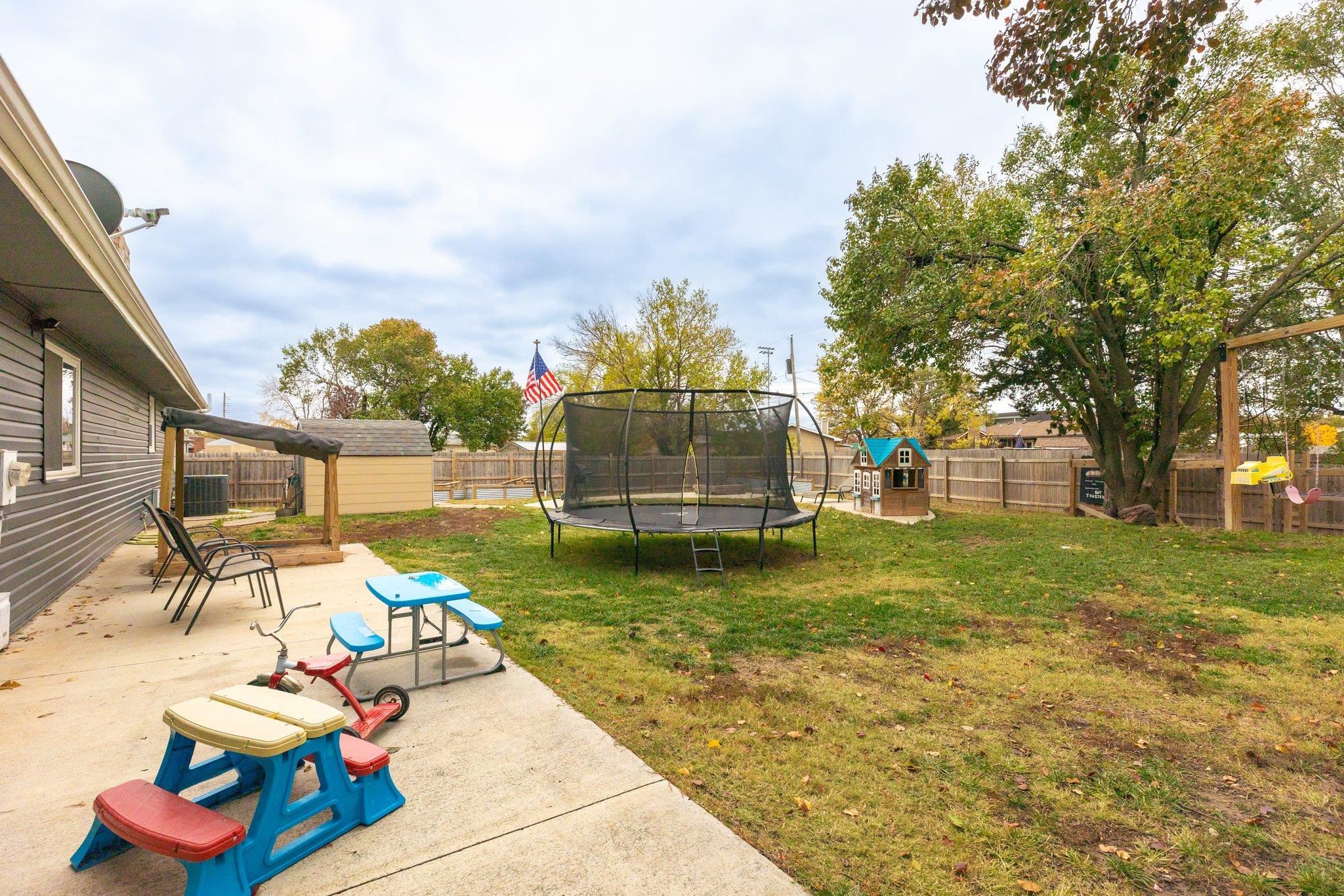 2358 Wesley St, Salina, Kansas image 34