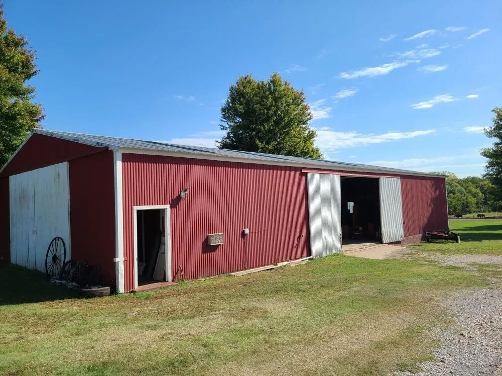 Latham, Kansas 67072, United States, 5 Bedrooms Bedrooms, ,Residential,Active,226250