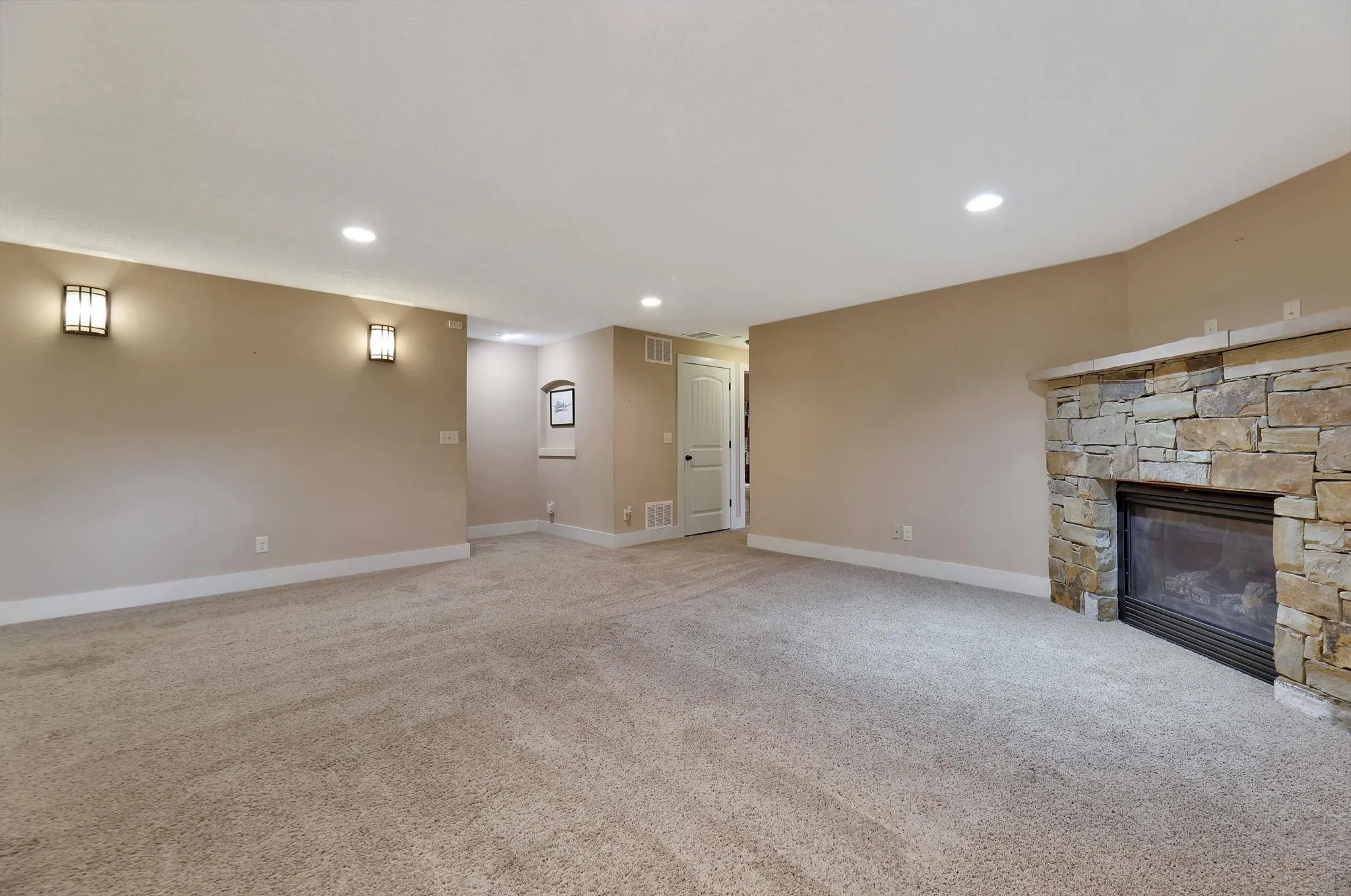 Maize, Kansas 67101, United States, 5 Bedrooms Bedrooms, ,3 BathroomsBathrooms,Residential,Active,227865