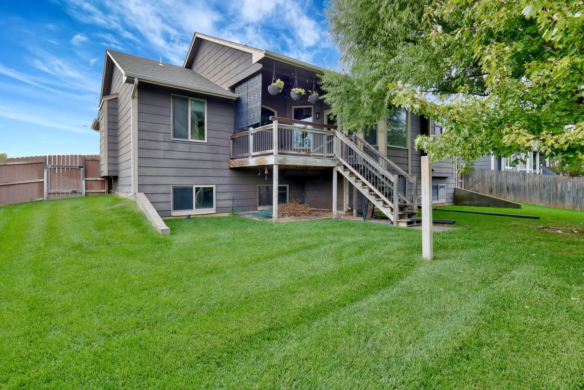 Maize, Kansas 67101, United States, 5 Bedrooms Bedrooms, ,3 BathroomsBathrooms,Residential,Active,227865