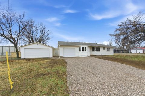 Tiny photo for 141 W 2nd Ave, Norwich, KS 67118 (MLS # 669270)