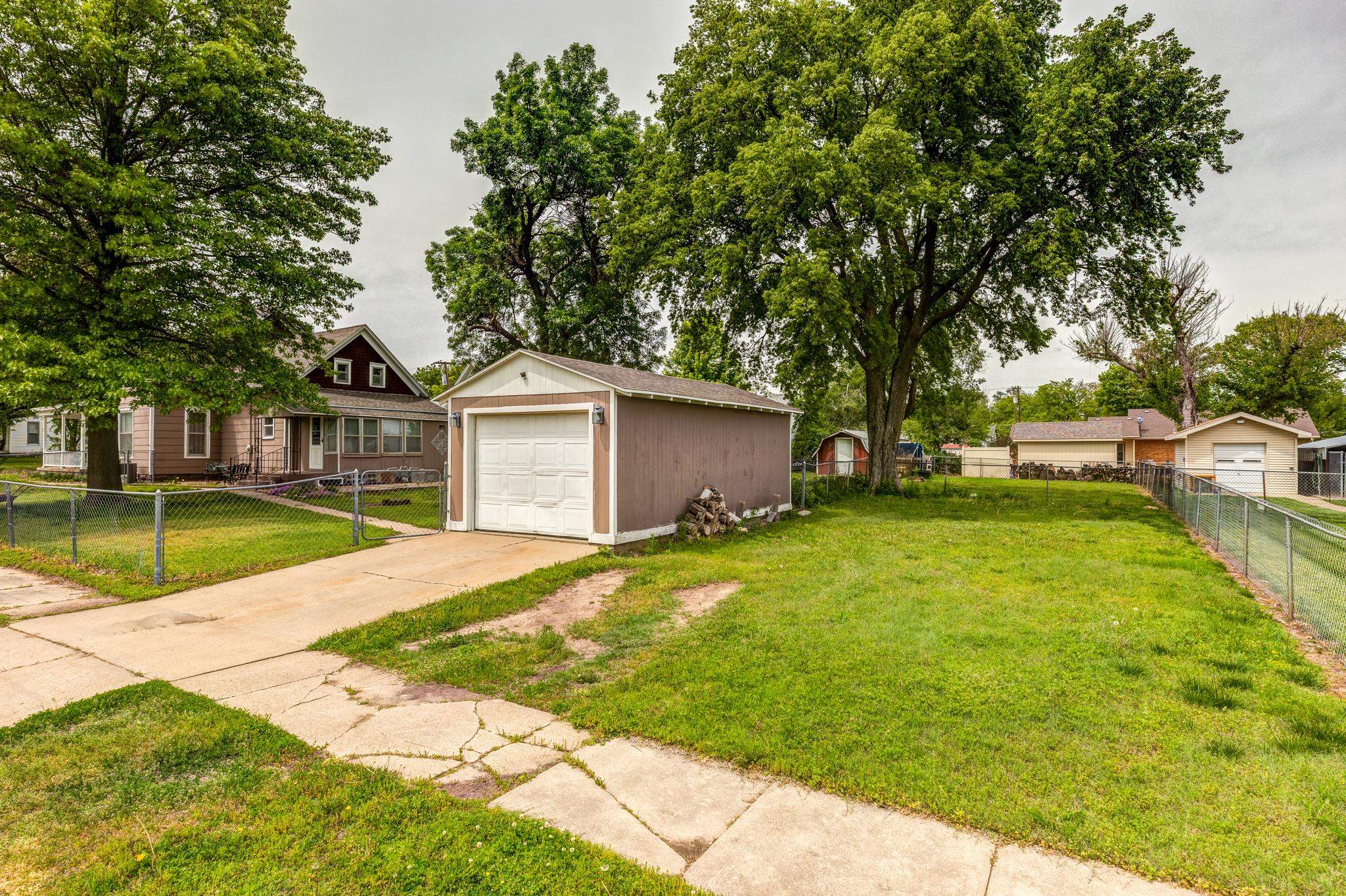 402 N Rothsay Ave, Minneapolis, Kansas image 32