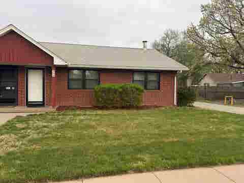 Homes For Sale - 208 E 1st Ave<br/> Cheney, KS 67025