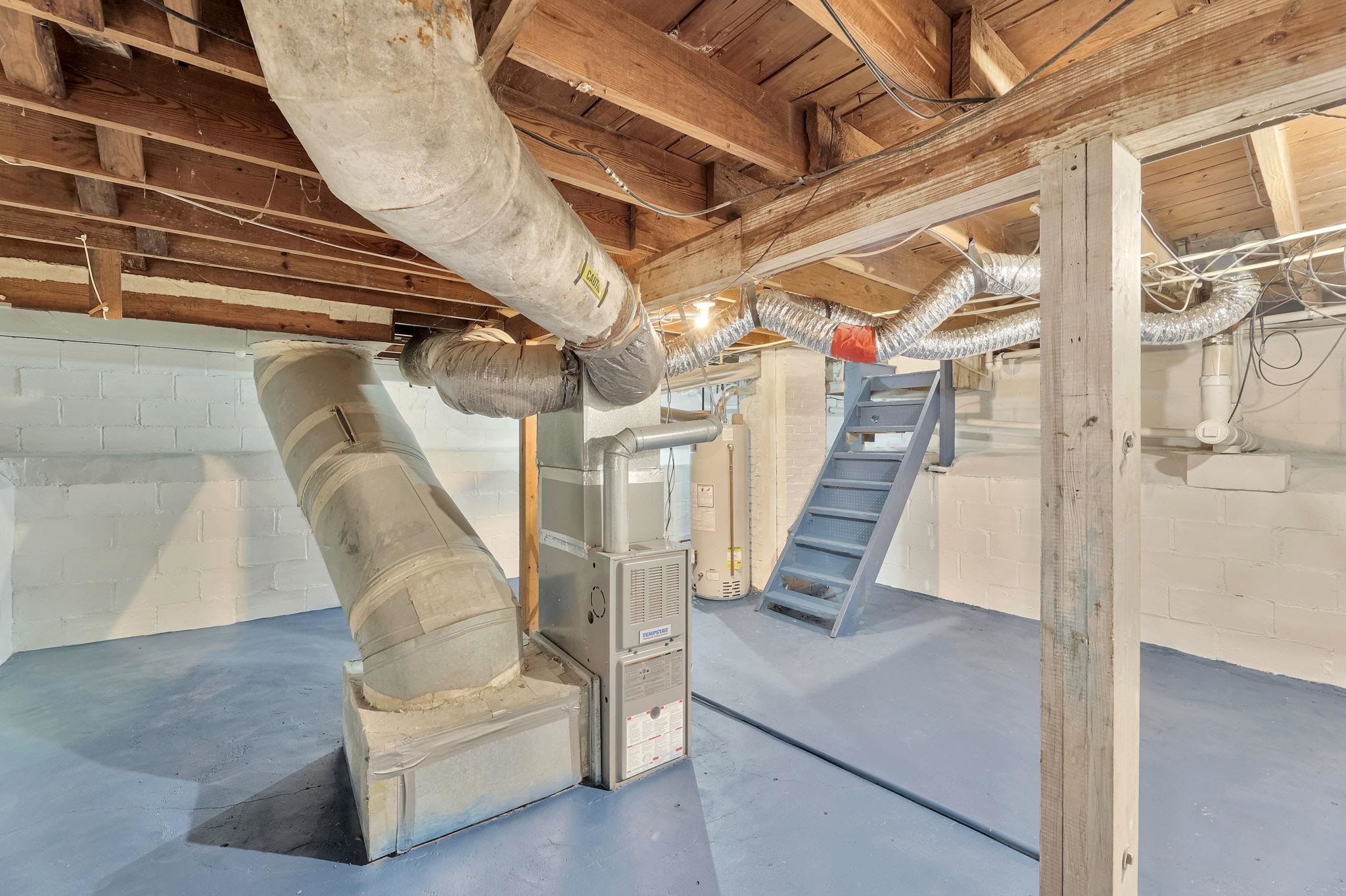 Wichita, Kansas 67211, United States, 2 Bedrooms Bedrooms, ,1 BathroomBathrooms,Residential,Pending,52576