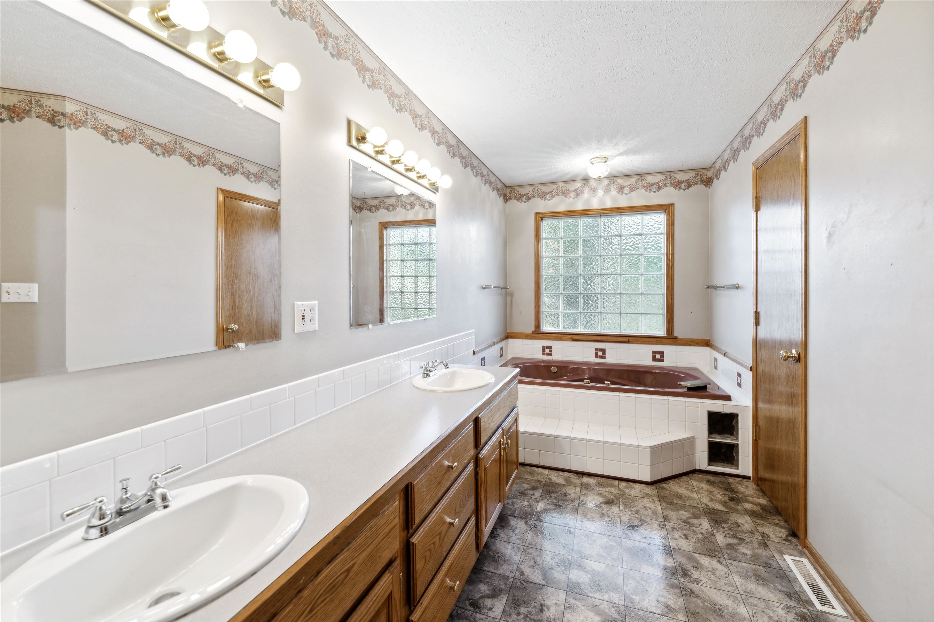 1413 Sherwood Ln, Salina, Virginia image 12
