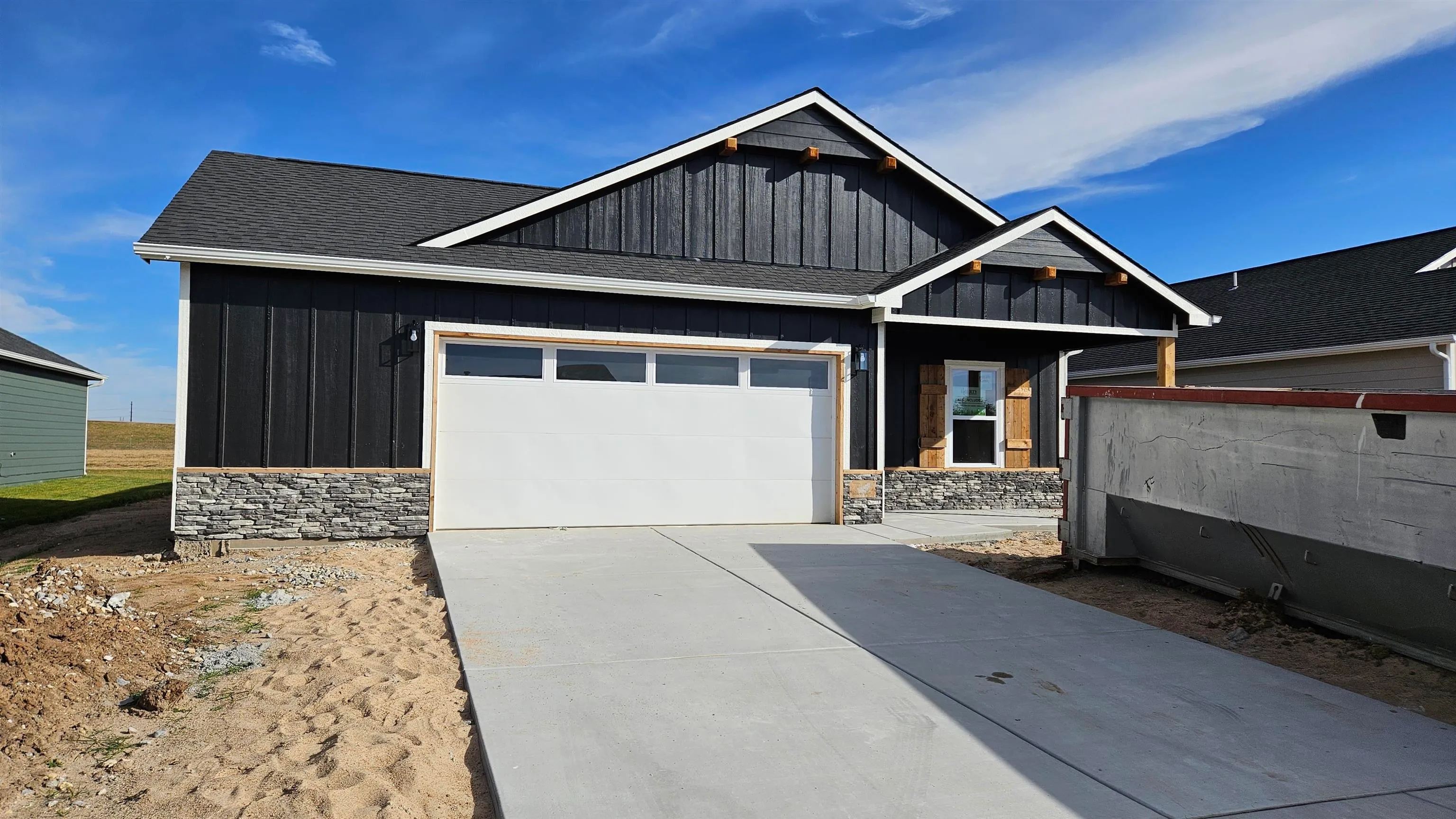 Garden Plain, Kansas 67050, United States, 4 Bedrooms Bedrooms, ,2 BathroomsBathrooms,Residential,Active,170013