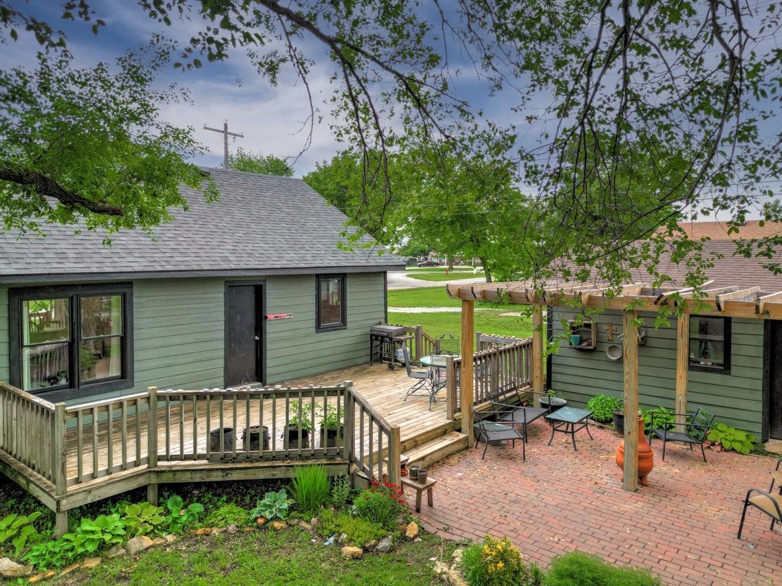505 W Maple St, Oxford, Kansas image 28