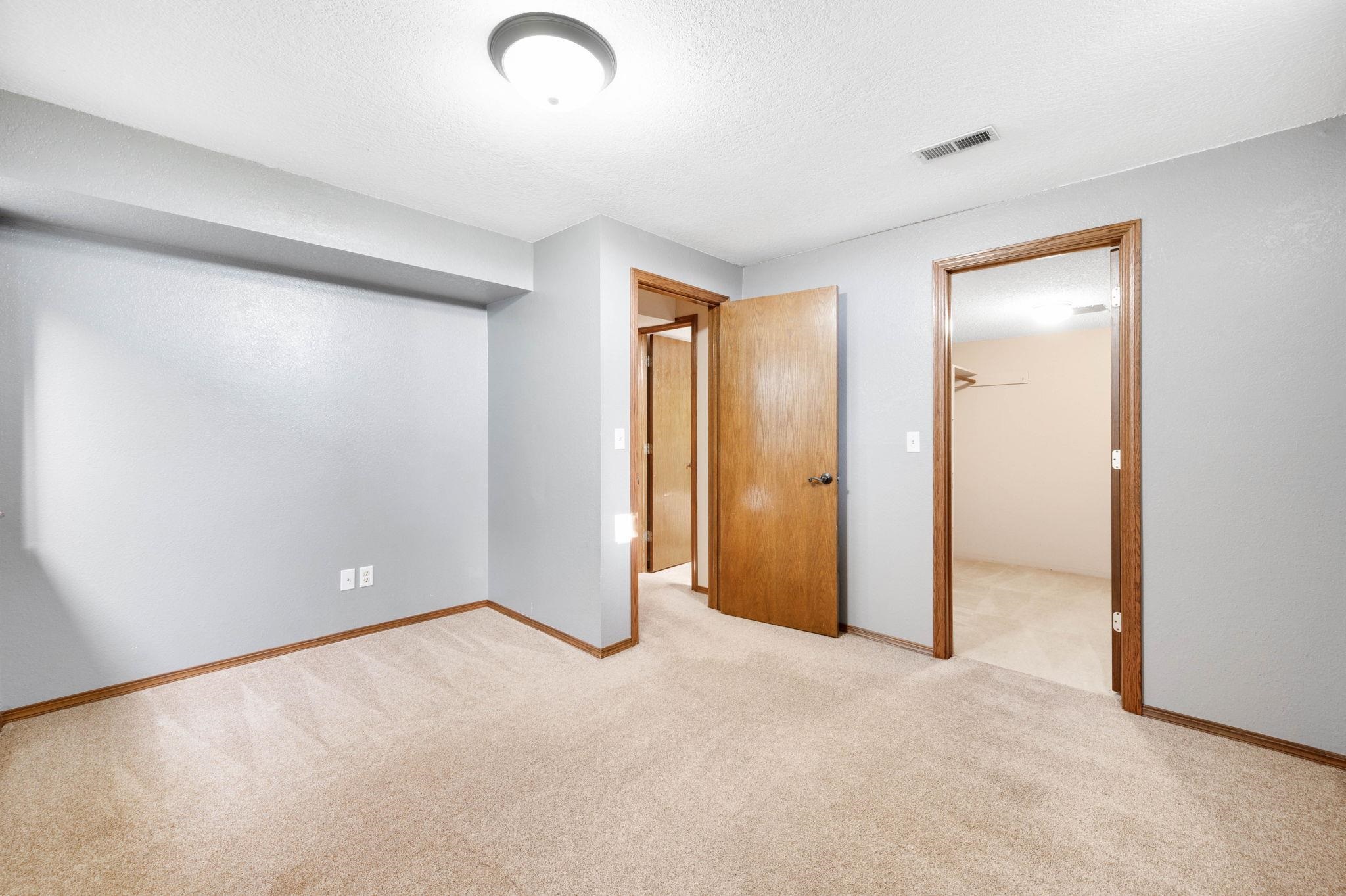 740 N Kansas Ct, Benton, Kansas image 24