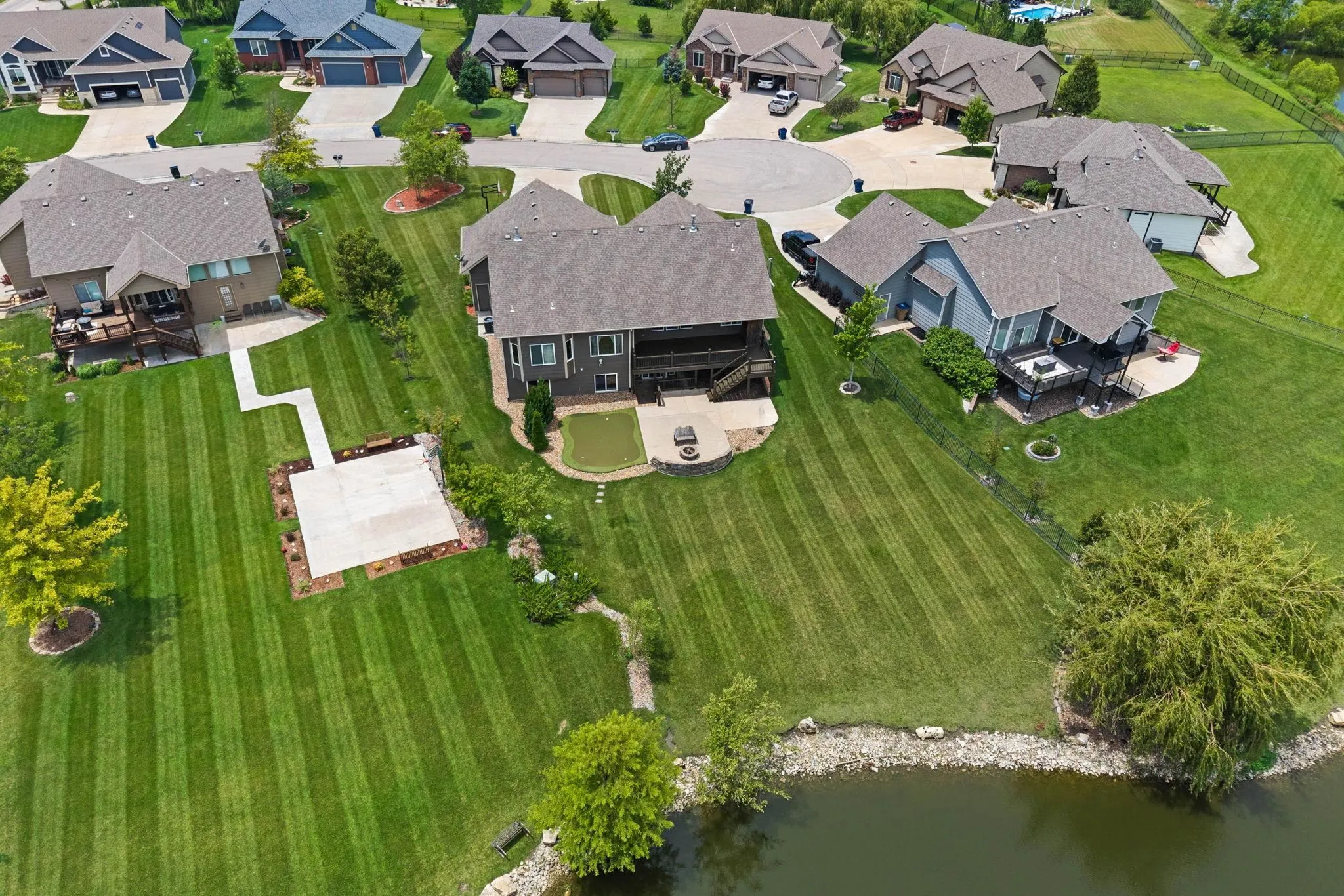 Andover, Kansas 67002, United States, 5 Bedrooms Bedrooms, ,3 BathroomsBathrooms,Residential,Active,166893