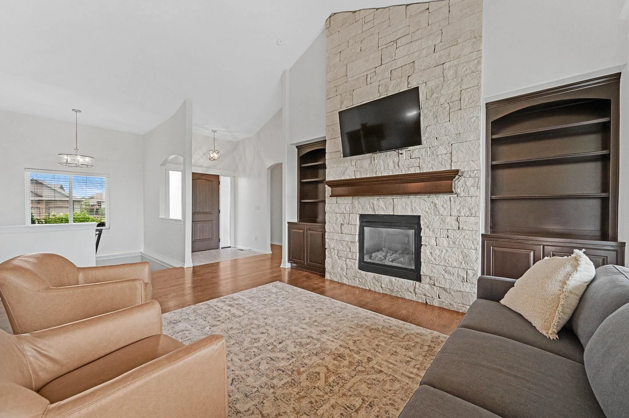 Andover, Kansas 67002, United States, 5 Bedrooms Bedrooms, ,3 BathroomsBathrooms,Residential,Active,166893