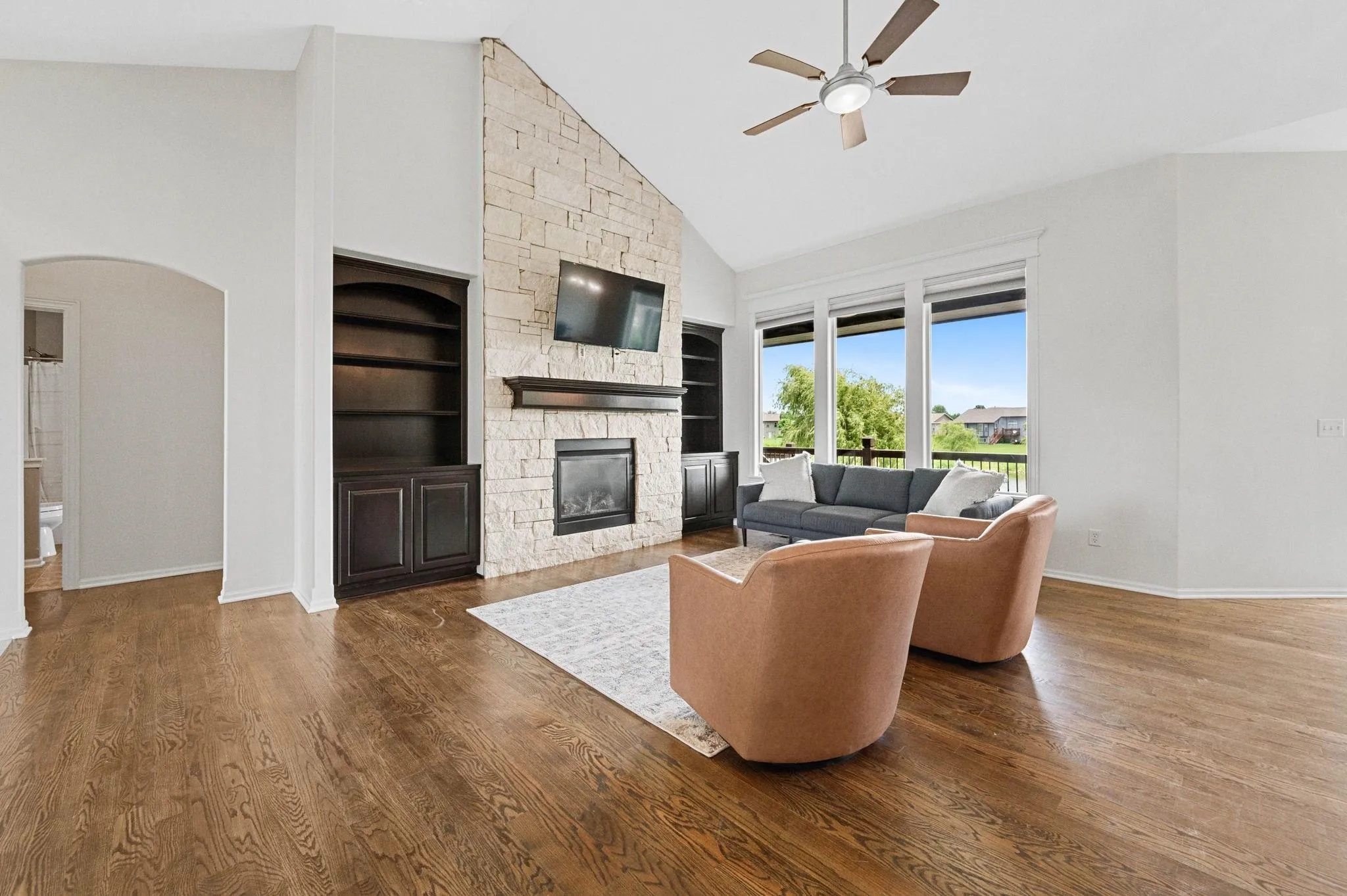 Andover, Kansas 67002, United States, 5 Bedrooms Bedrooms, ,3 BathroomsBathrooms,Residential,Active,166893