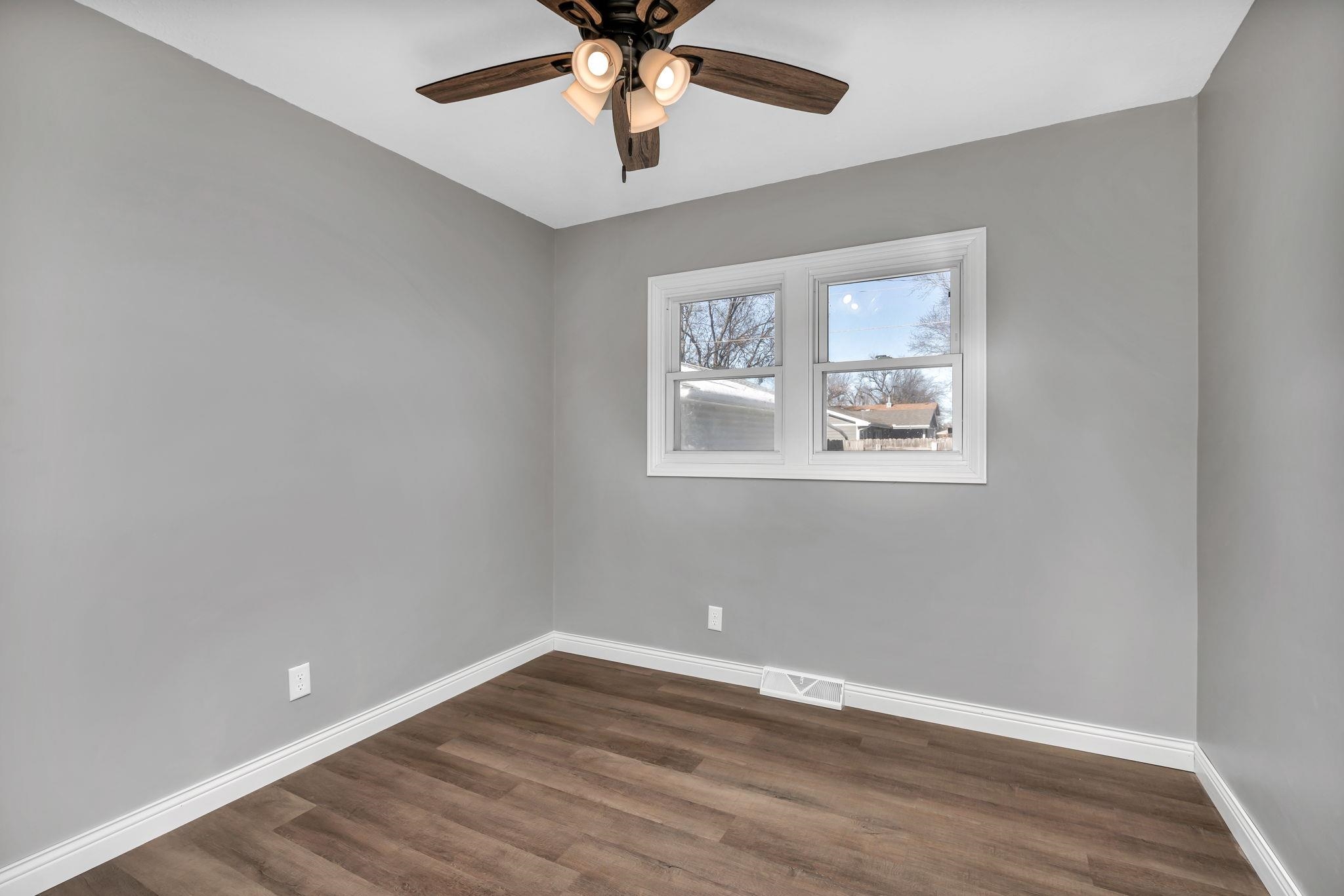 222 W Starlite Dr, Kingman, Kansas image 9
