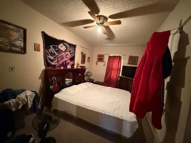 Winfield, Kansas 67156, United States, 2 Bedrooms Bedrooms, ,1 BathroomBathrooms,Residential,Active,214190