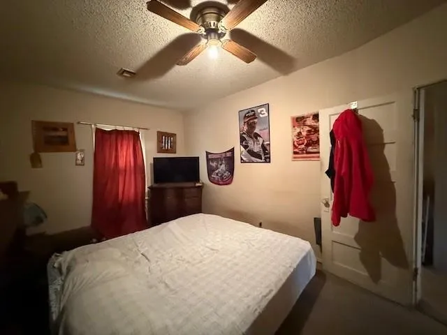 Winfield, Kansas 67156, United States, 2 Bedrooms Bedrooms, ,1 BathroomBathrooms,Residential,Active,214190