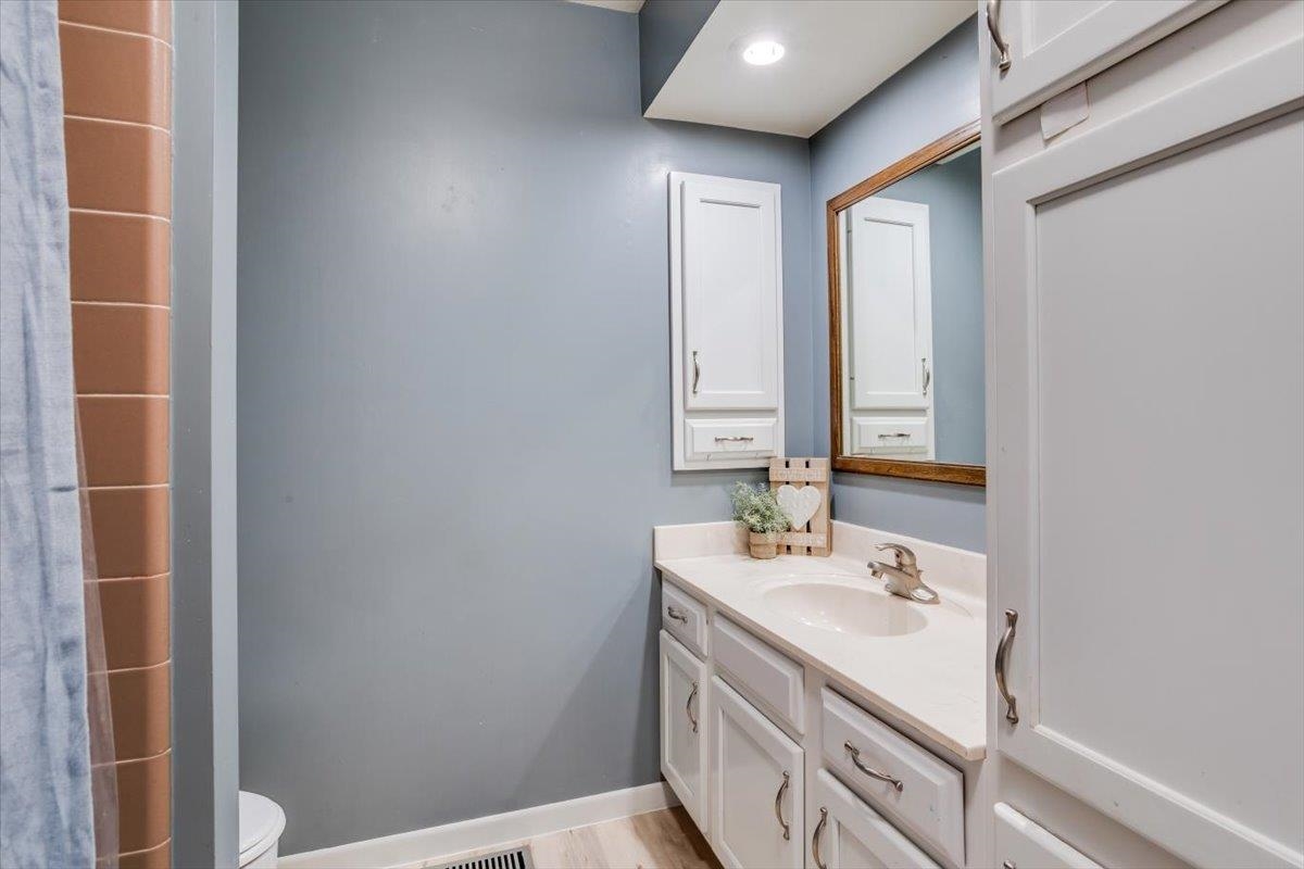 4210 Meadowbrook Ln, Winfield, Kansas image 24