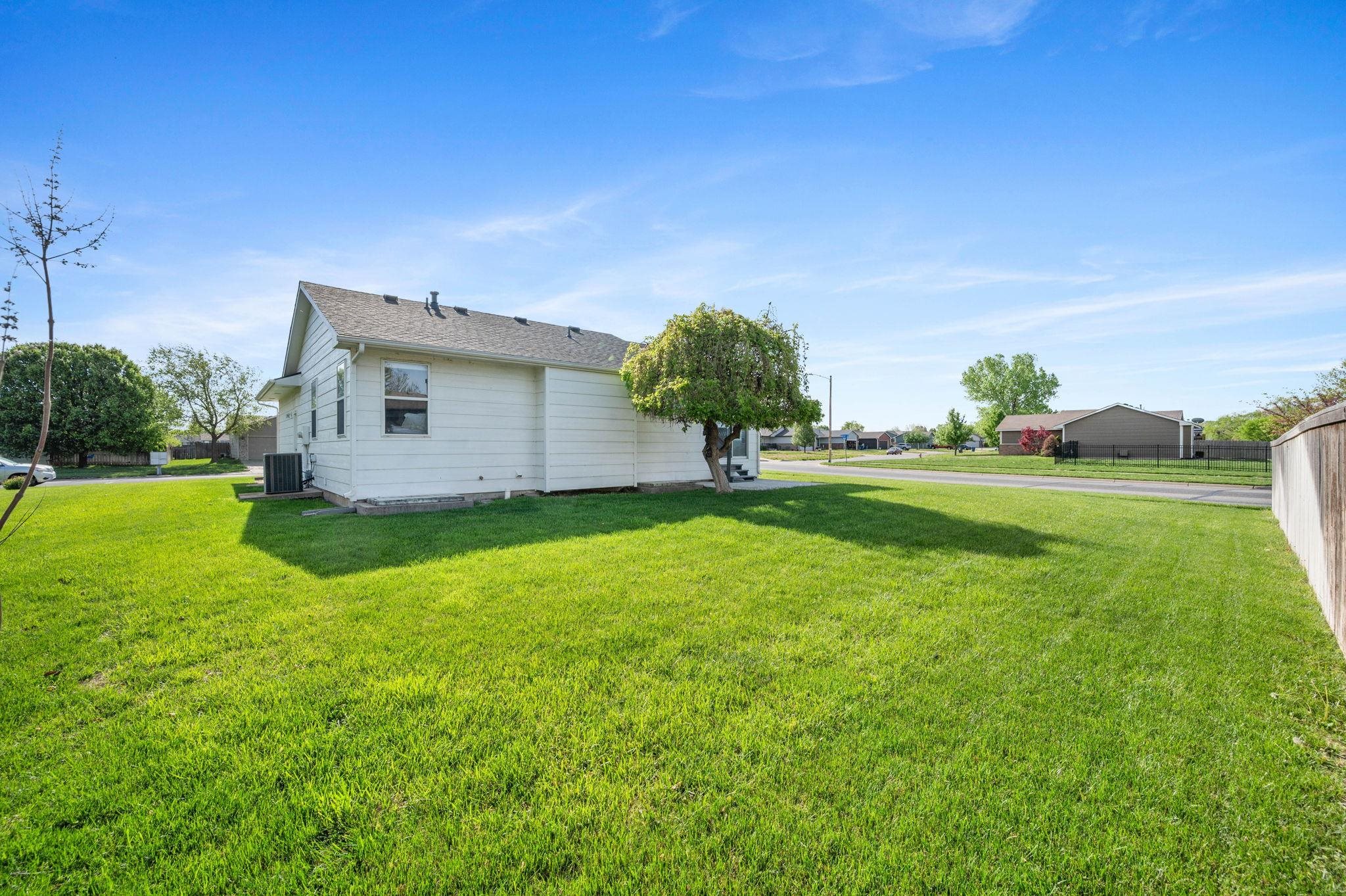 1632 E Winterset St, Goddard, Kansas image 21