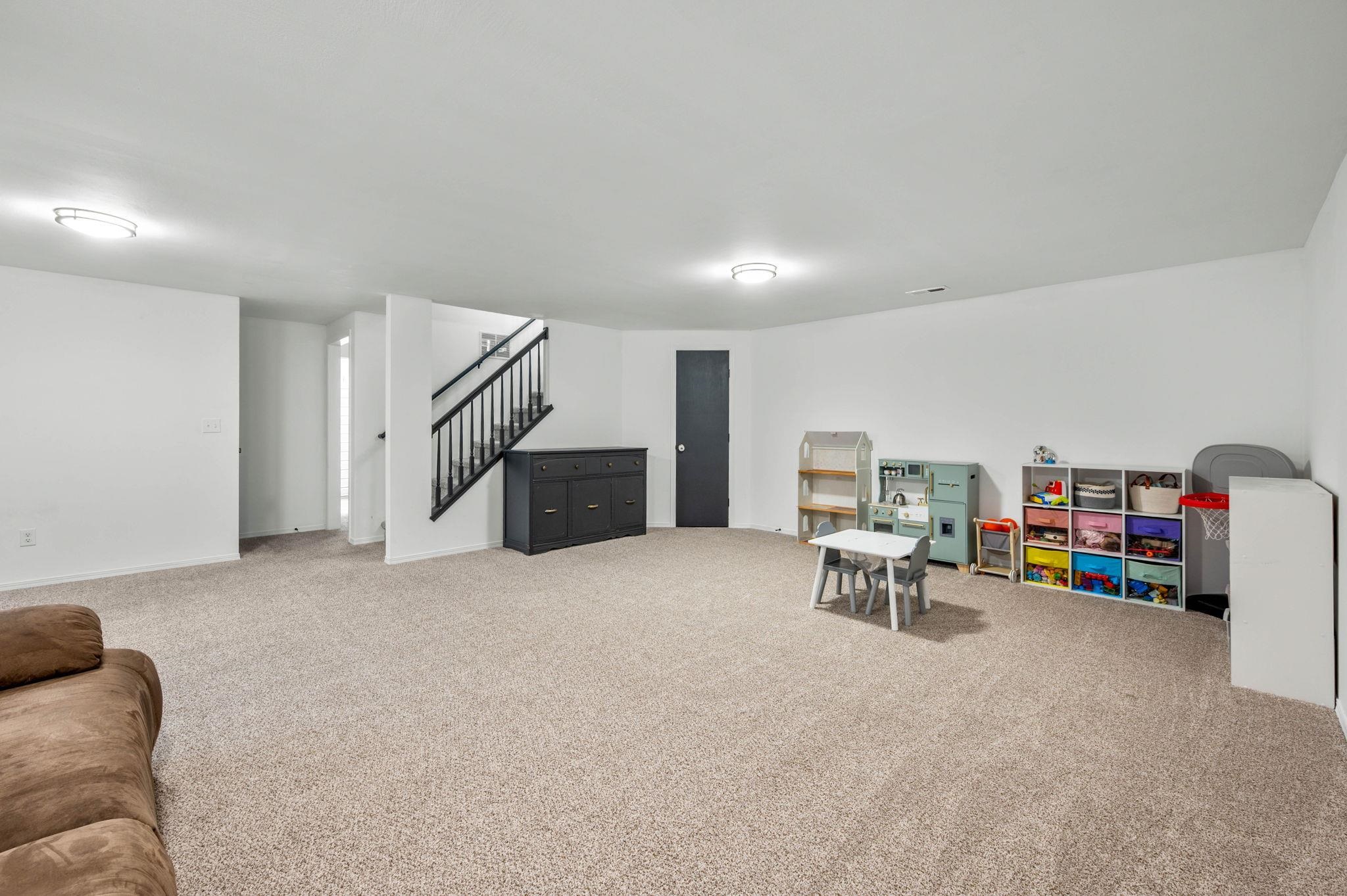 1632 E Winterset St, Goddard, Kansas image 18