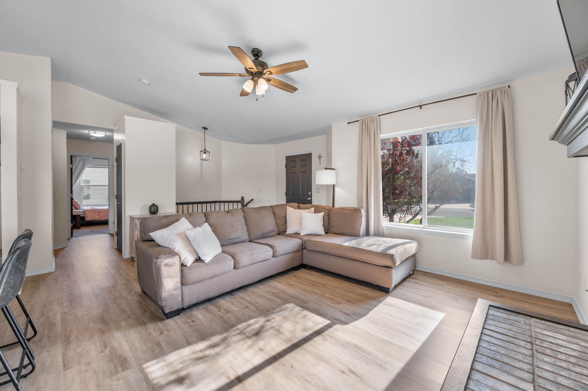 1632 E Winterset St, Goddard, Kansas image 4