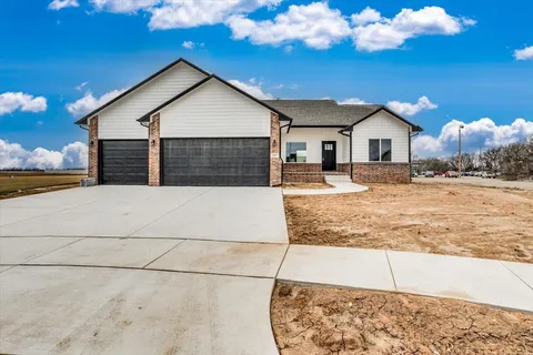 137 N Ripley Ct, Derby, KS 67037 - MLS#: 643850