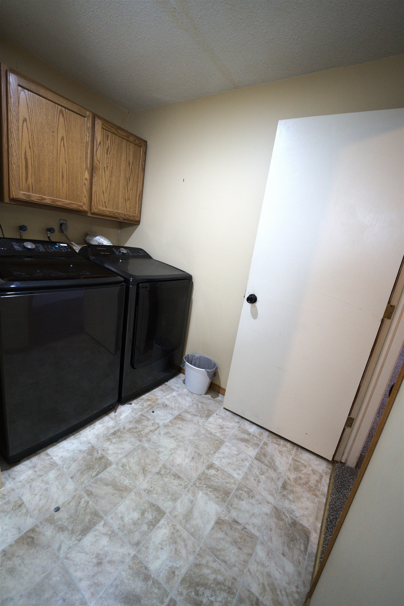1221 S Fox Run, Wichita, Kansas image 21