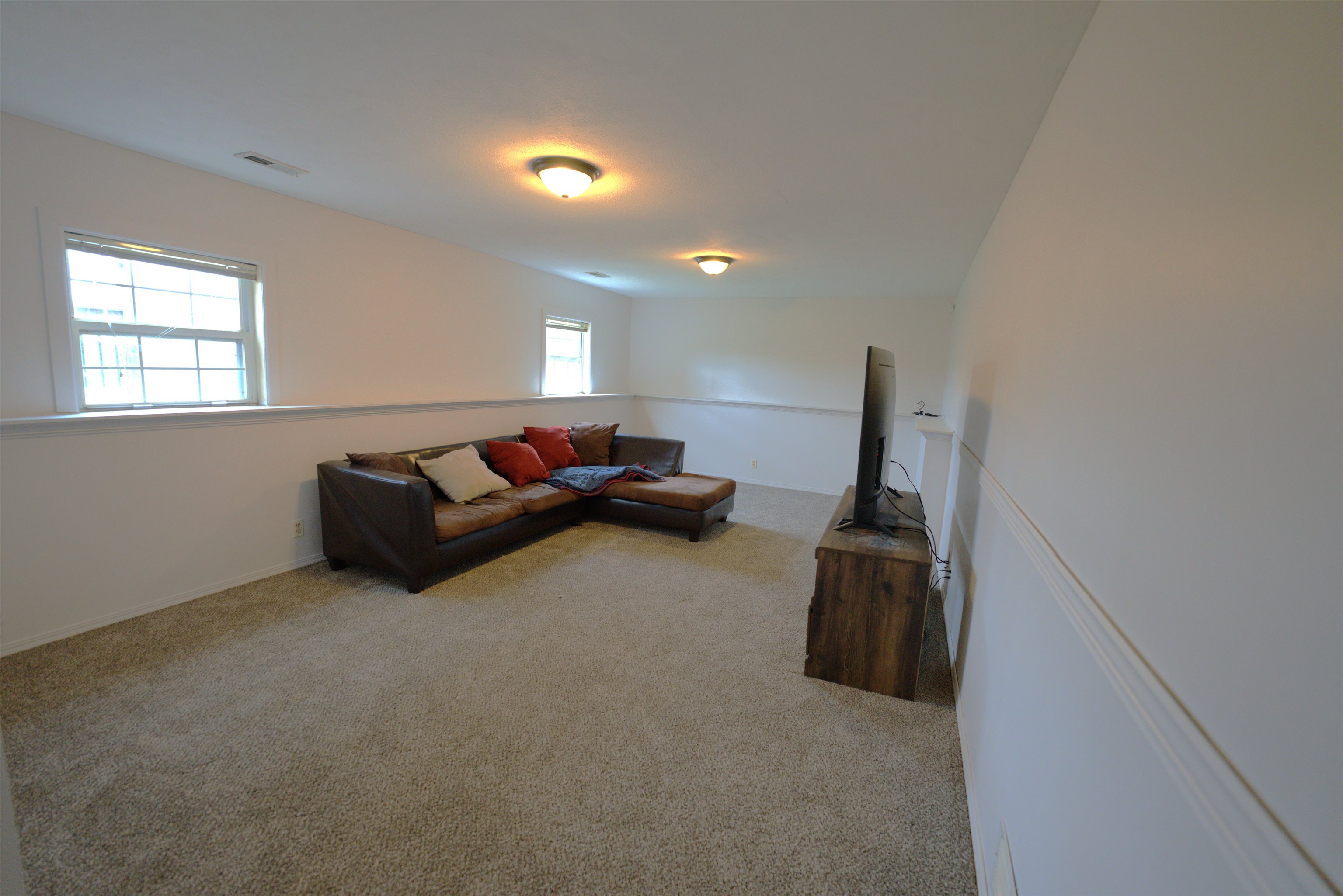 1221 S Fox Run, Wichita, Kansas image 14