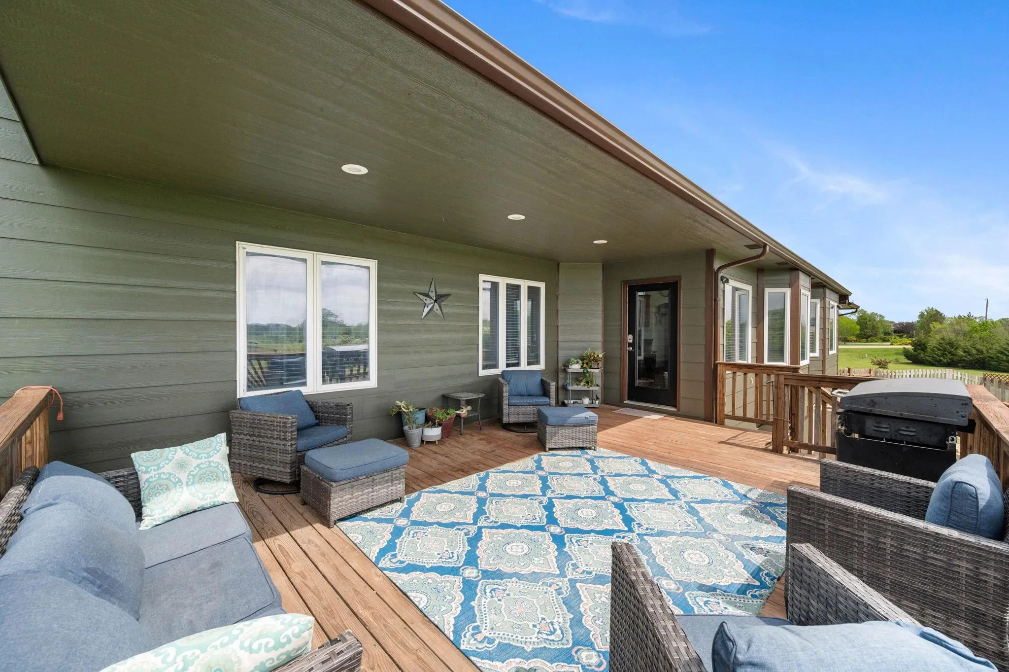 Sedgwick, Kansas 67135, United States, 5 Bedrooms Bedrooms, ,3 BathroomsBathrooms,Residential,Active,118584