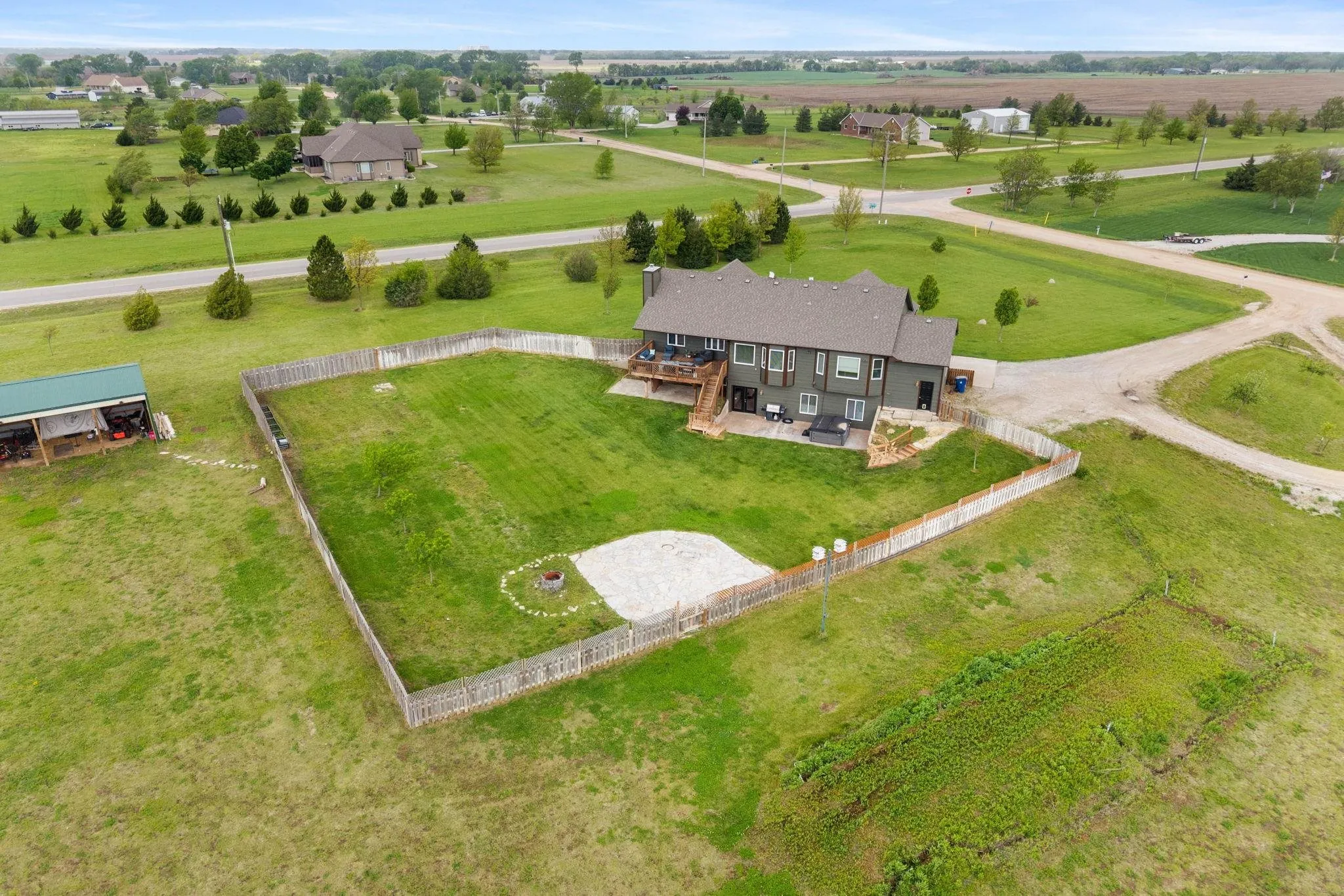 Sedgwick, Kansas 67135, United States, 5 Bedrooms Bedrooms, ,3 BathroomsBathrooms,Residential,Active,118584