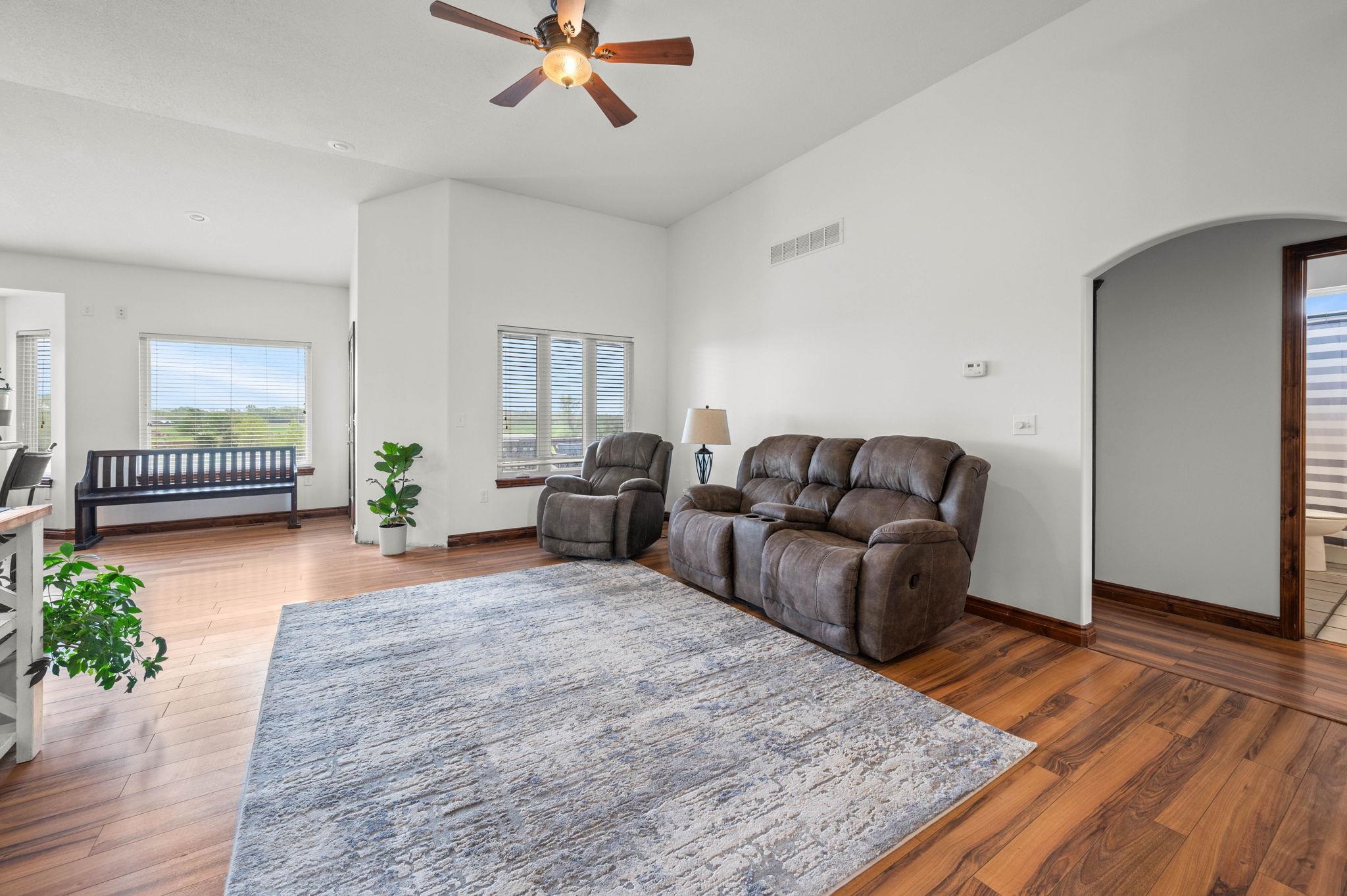 2459 W North Valley Rd, Sedgwick, Kansas image 10