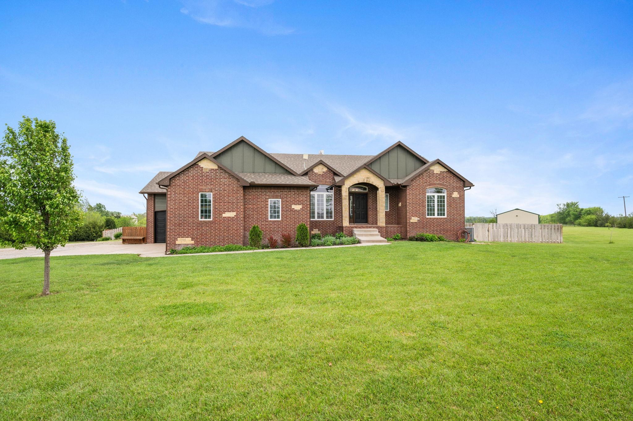 2459 W North Valley Rd, Sedgwick, Kansas image 1