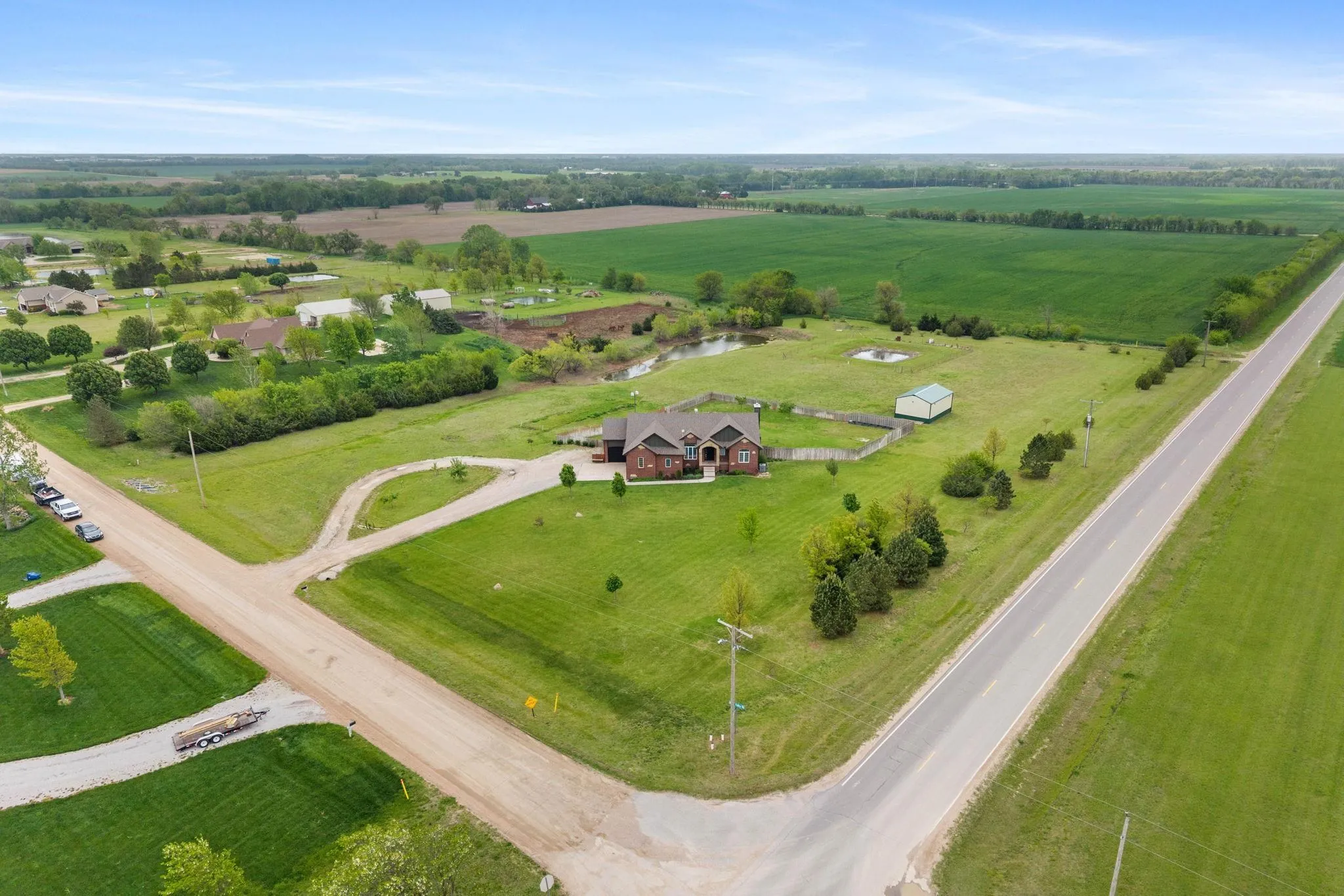 Sedgwick, Kansas 67135, United States, 5 Bedrooms Bedrooms, ,3 BathroomsBathrooms,Residential,Active,118584