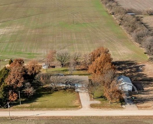 843 N Chisholm Trail, Newton, Kansas image 2