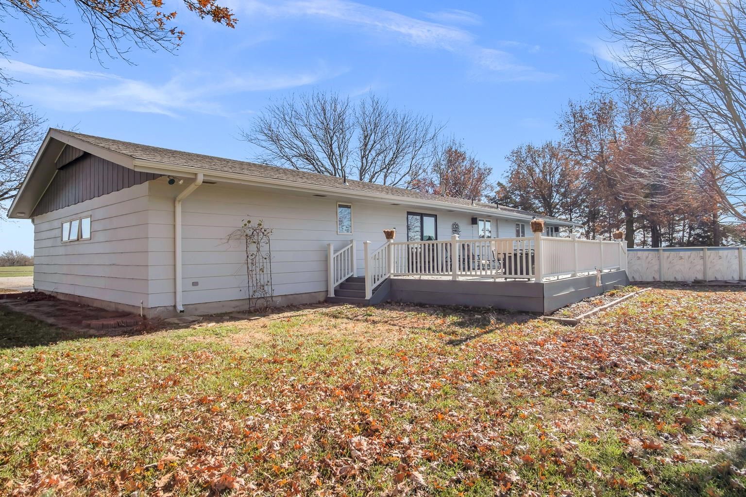 843 N Chisholm Trail, Newton, Kansas image 31