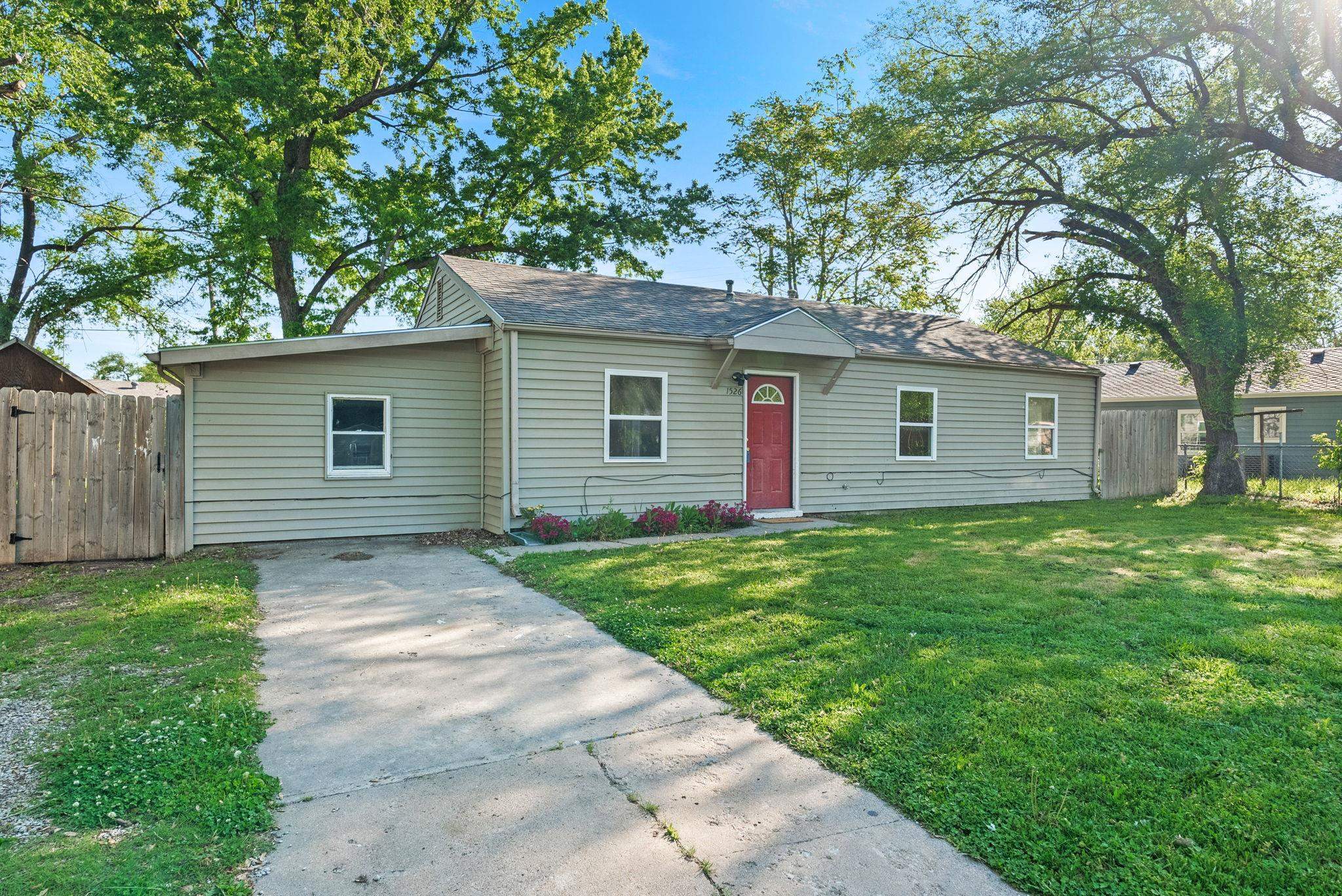 1526 E Evanston St, Park City, Kansas image 5