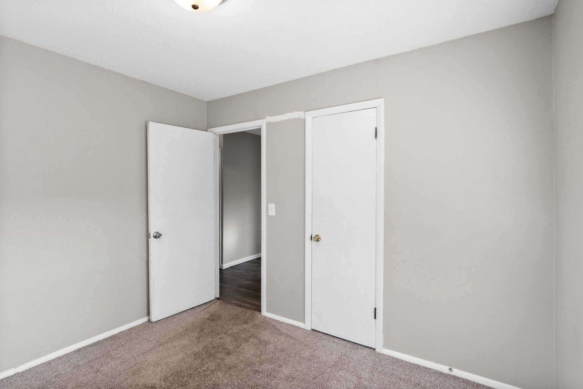 1526 E Evanston St, Park City, Kansas image 25