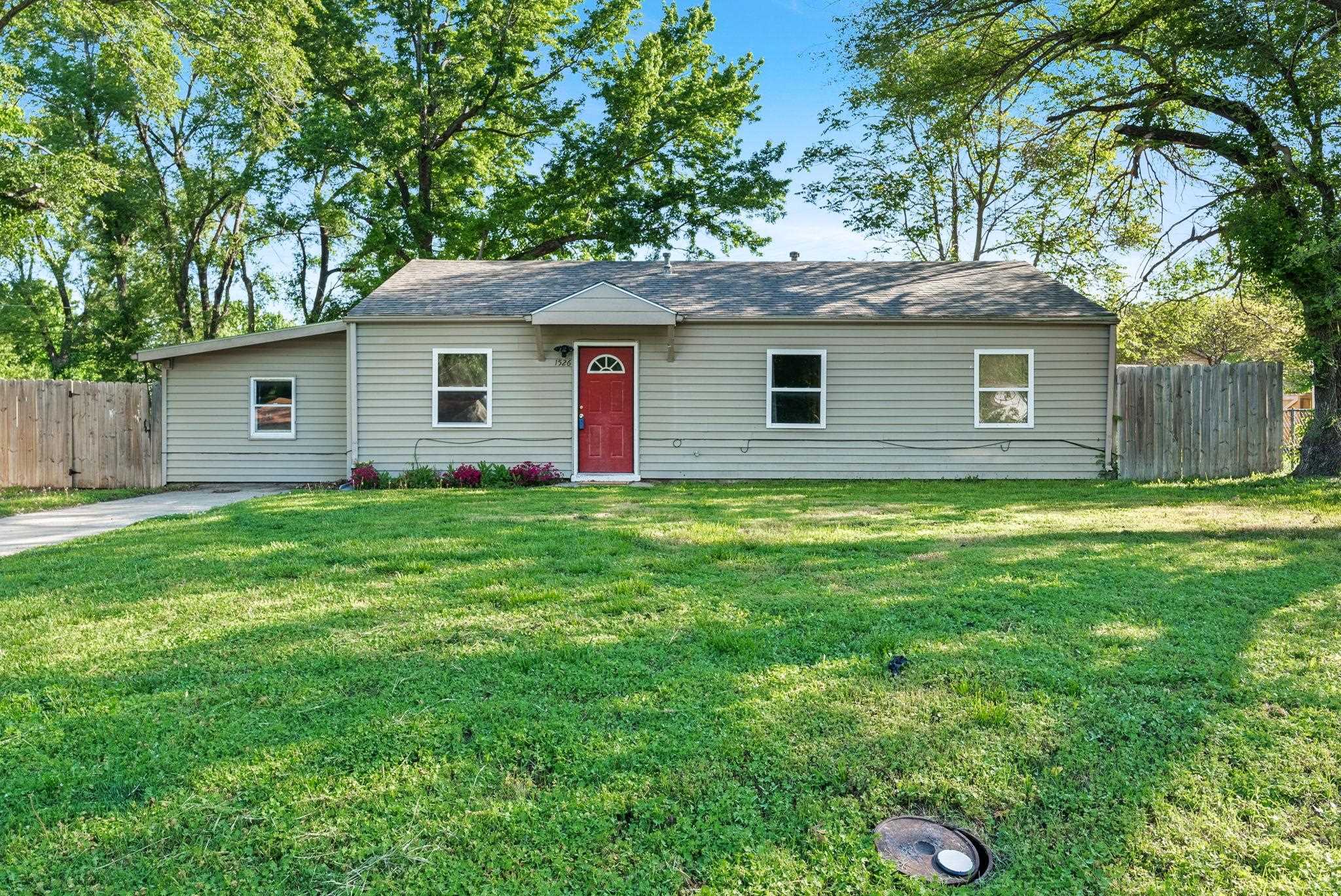 1526 E Evanston St, Park City, Kansas image 3
