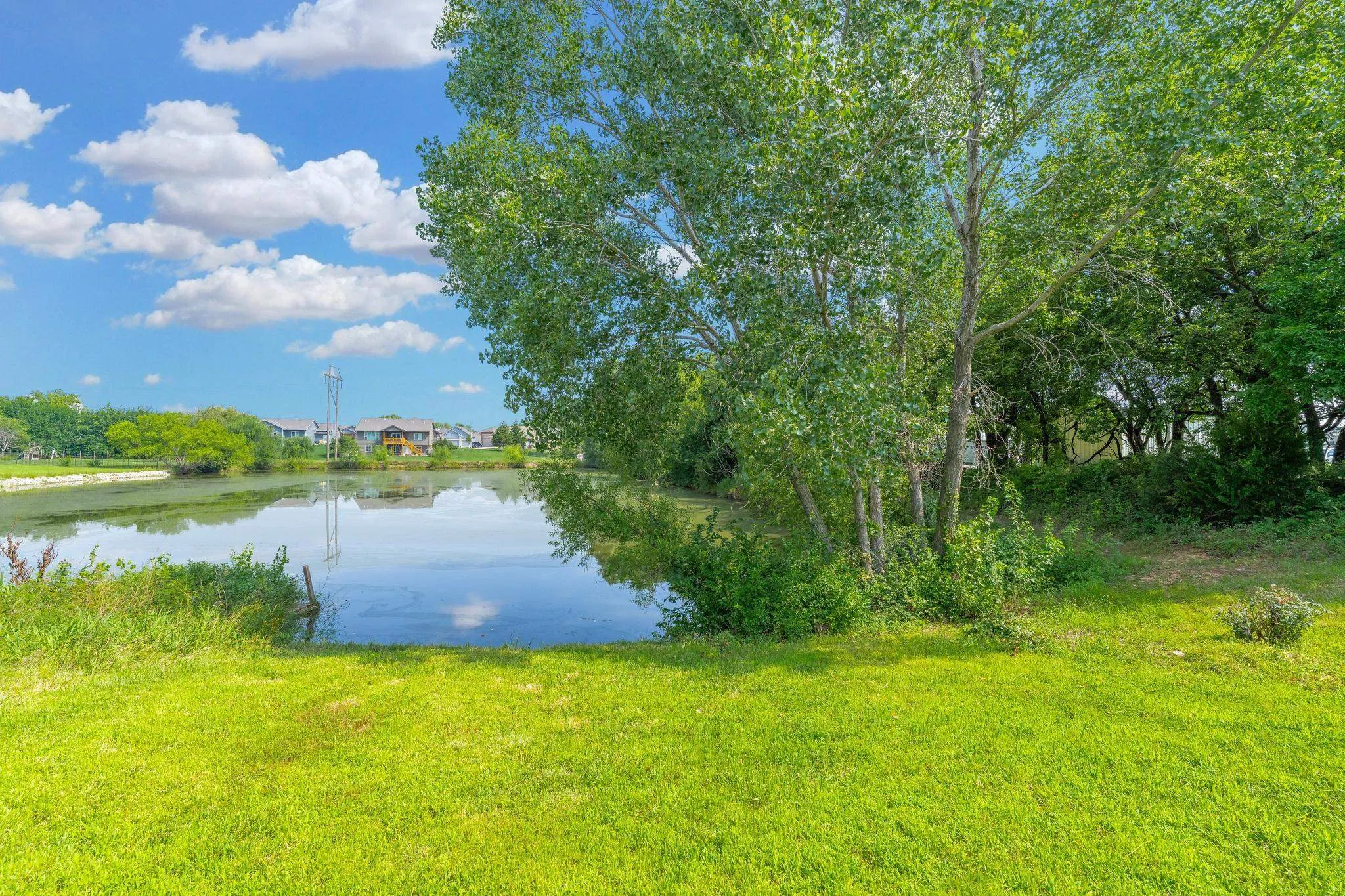 Derby, Kansas 67037, United States, 3 Bedrooms Bedrooms, ,3 BathroomsBathrooms,Residential,Active,186575