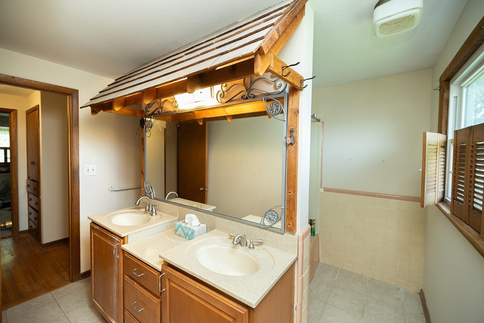 8002 E Lynwood Blvd, Wichita, Kansas image 17