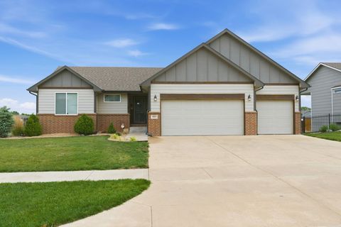 Homes For Sale - 830 Freedom St<br/> Sedgwick County, Derby, KS 67037
