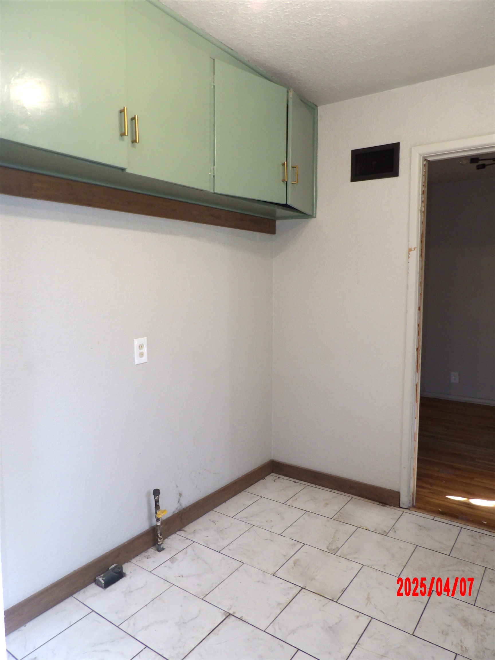1801 S Woodlawn Blvd, Wichita, Kansas image 13