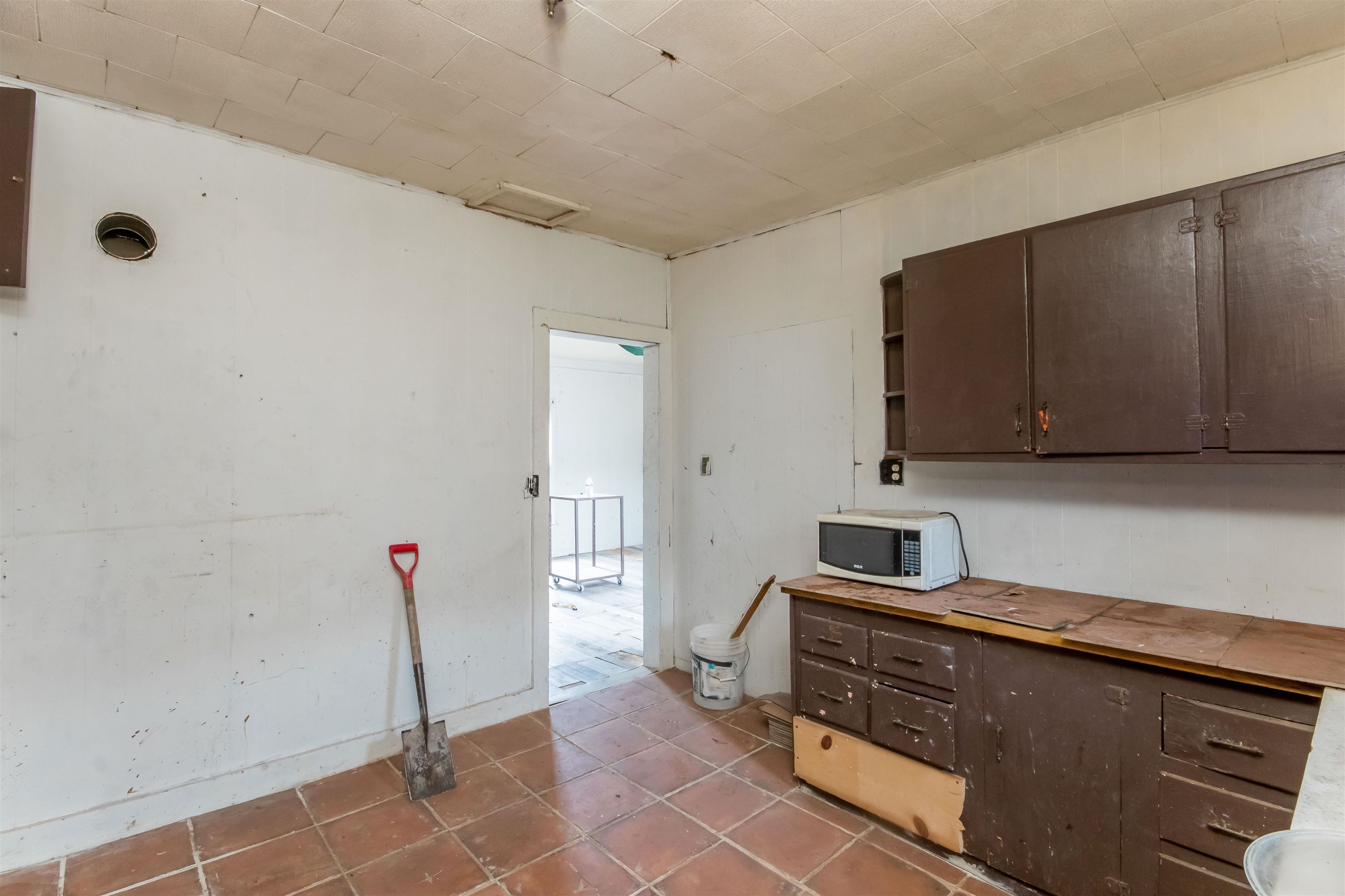 302 S Kansas Ave, Anthony, Kansas image 11