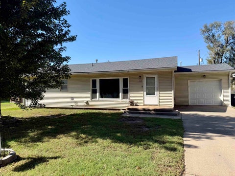 Homes For Sale - 303 N Hillside St<br/> El Dorado, KS 67042