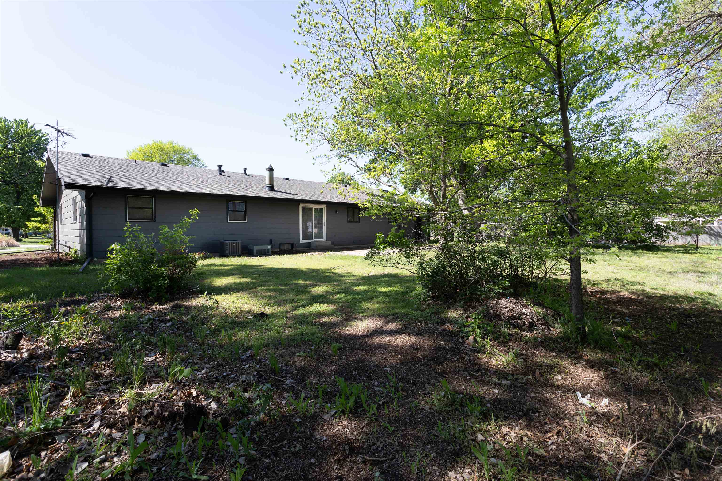 6 Sapphire Ct, North Newton, Kansas image 27