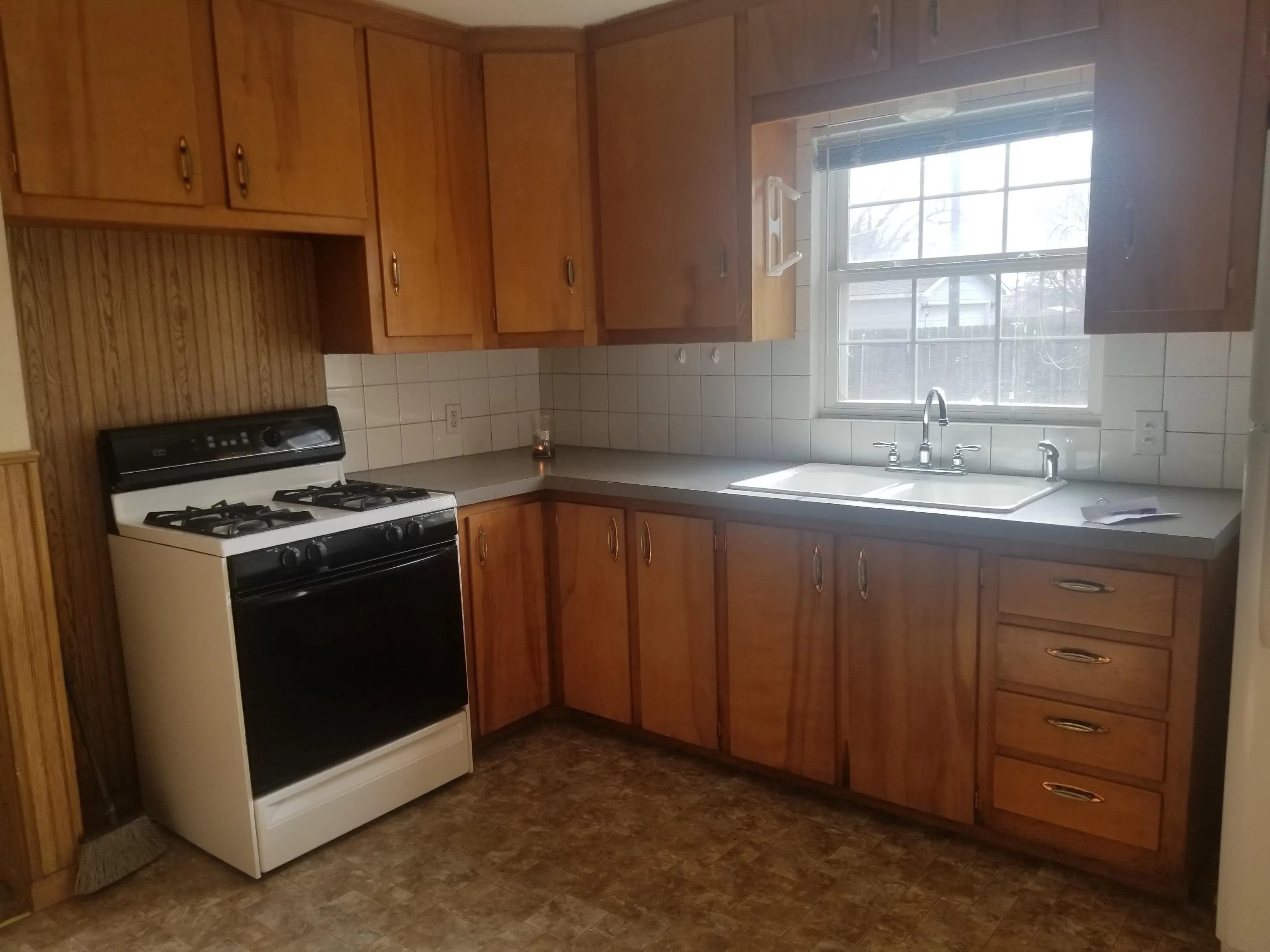 Wichita, Kansas 67213, United States, 2 Bedrooms Bedrooms, ,1 BathroomBathrooms,Residential,Active,118976