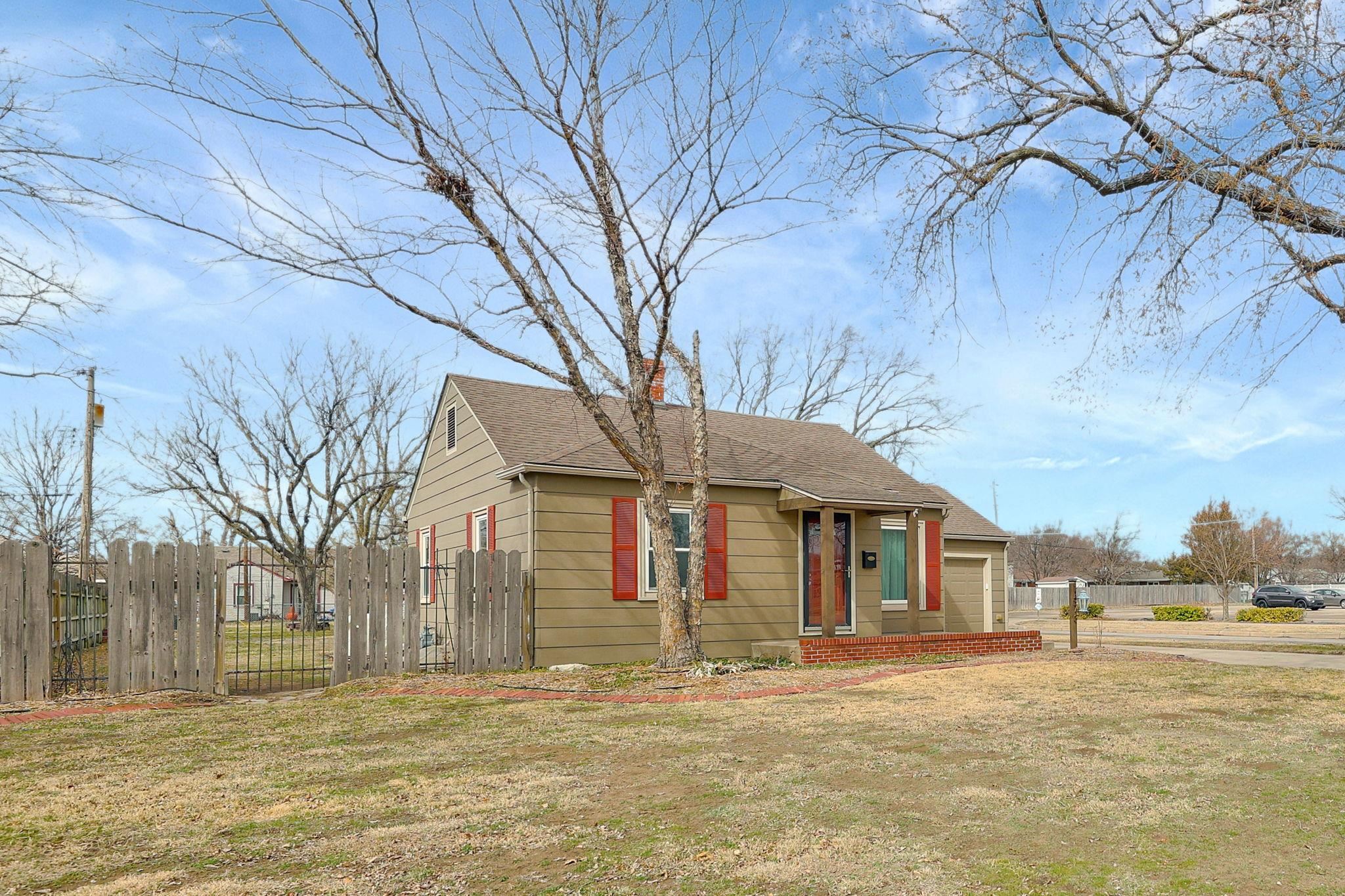 1573 N Sedgwick St, Wichita, Kansas image 2