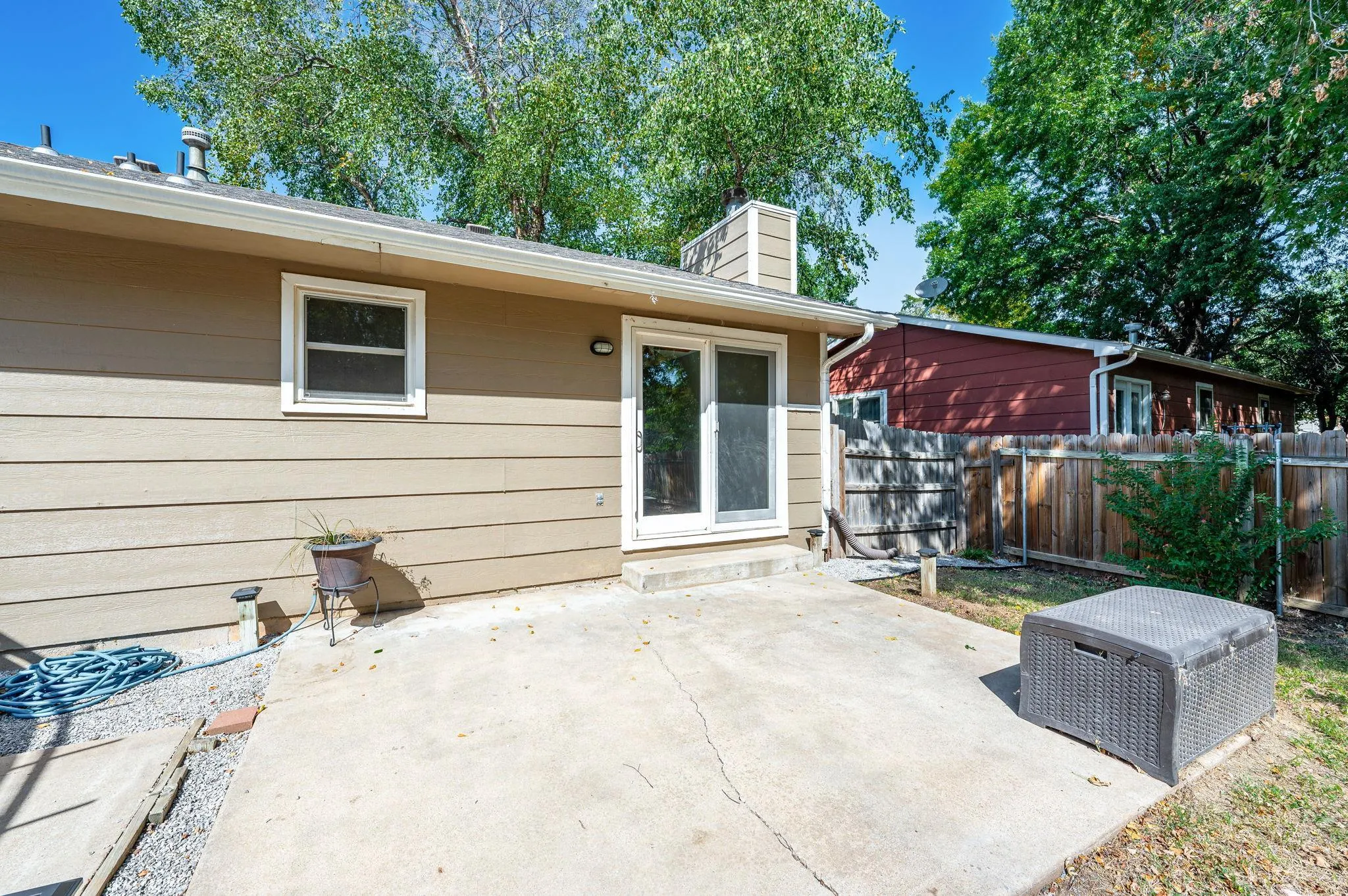 Wichita, Kansas 67209, United States, 4 Bedrooms Bedrooms, ,2 BathroomsBathrooms,Residential,Pending,40163