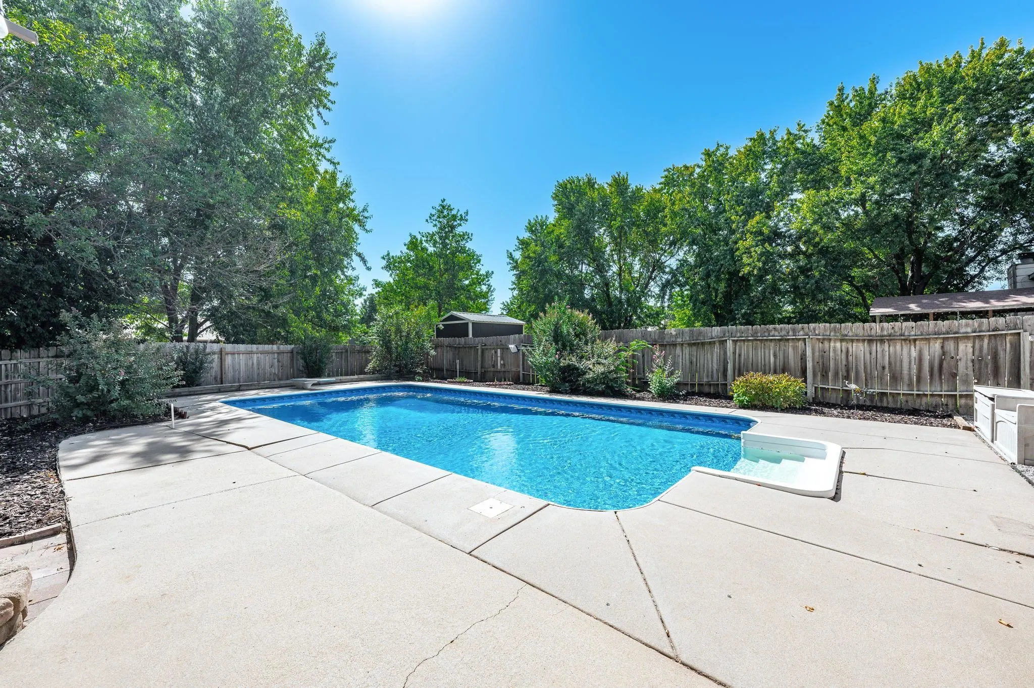 Wichita, Kansas 67209, United States, 4 Bedrooms Bedrooms, ,2 BathroomsBathrooms,Residential,Pending,40163