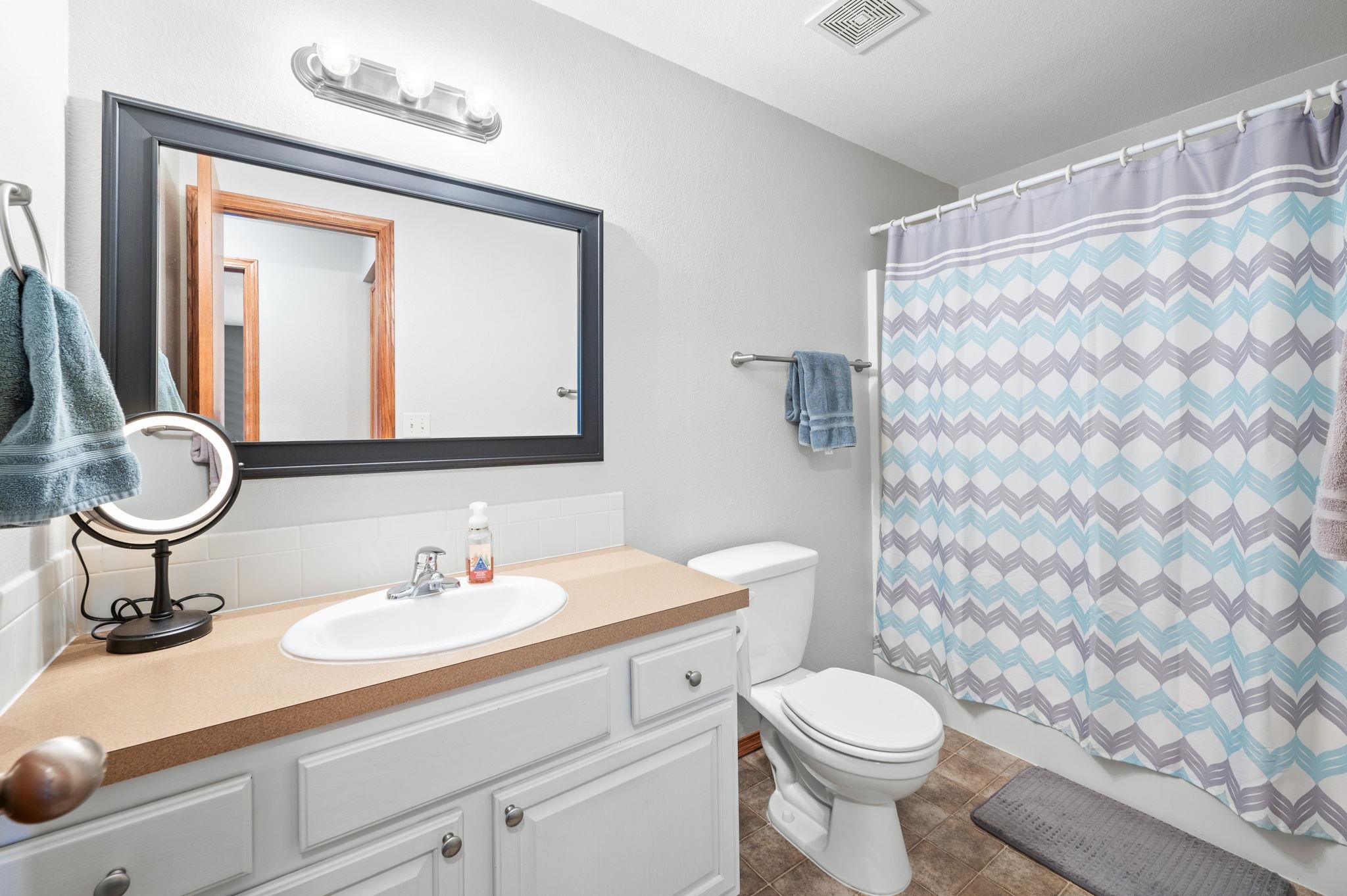 1224 N Oak Ridge Cir, Goddard, Kansas image 28