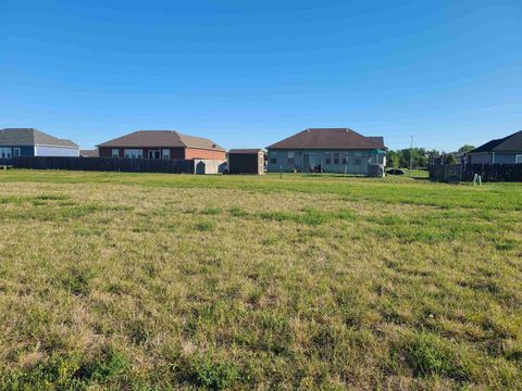 Vacant Land For Sale - 1413 Curtiss Dr<br/> McPherson, KS 67460