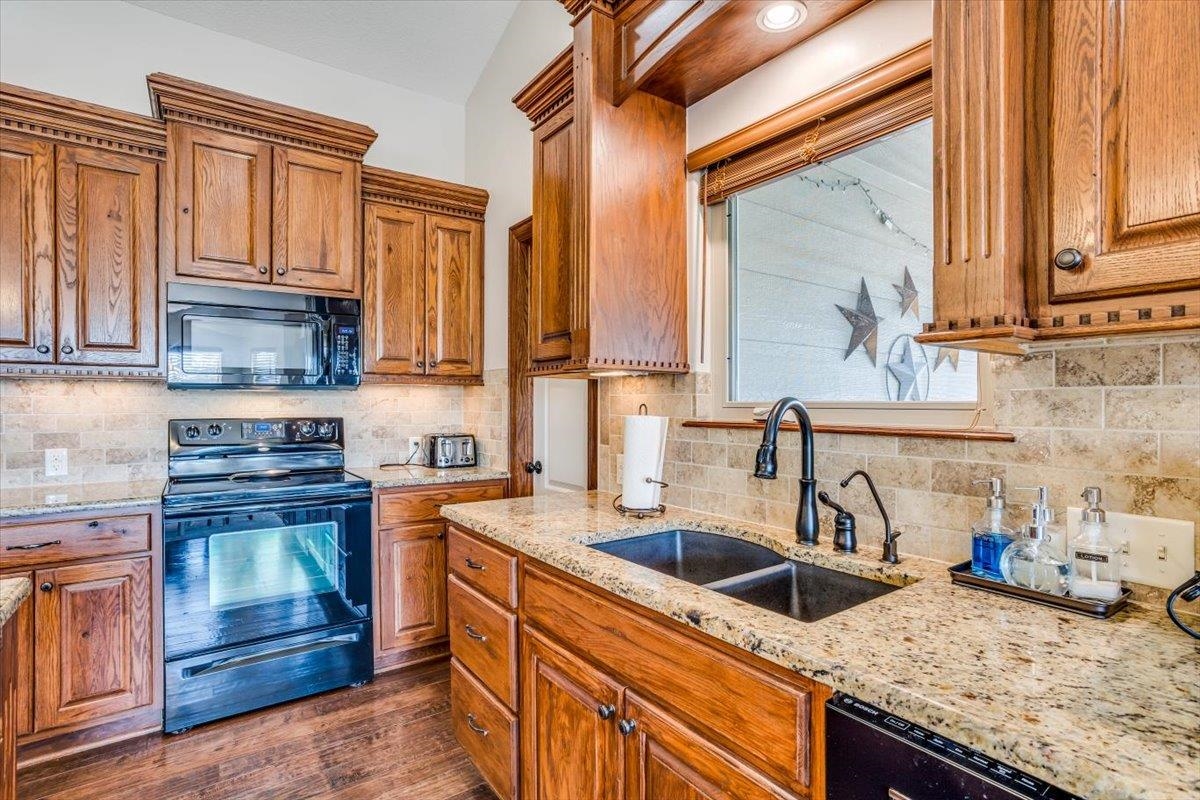 14108 W Taylor Cir, Wichita, Kansas image 13